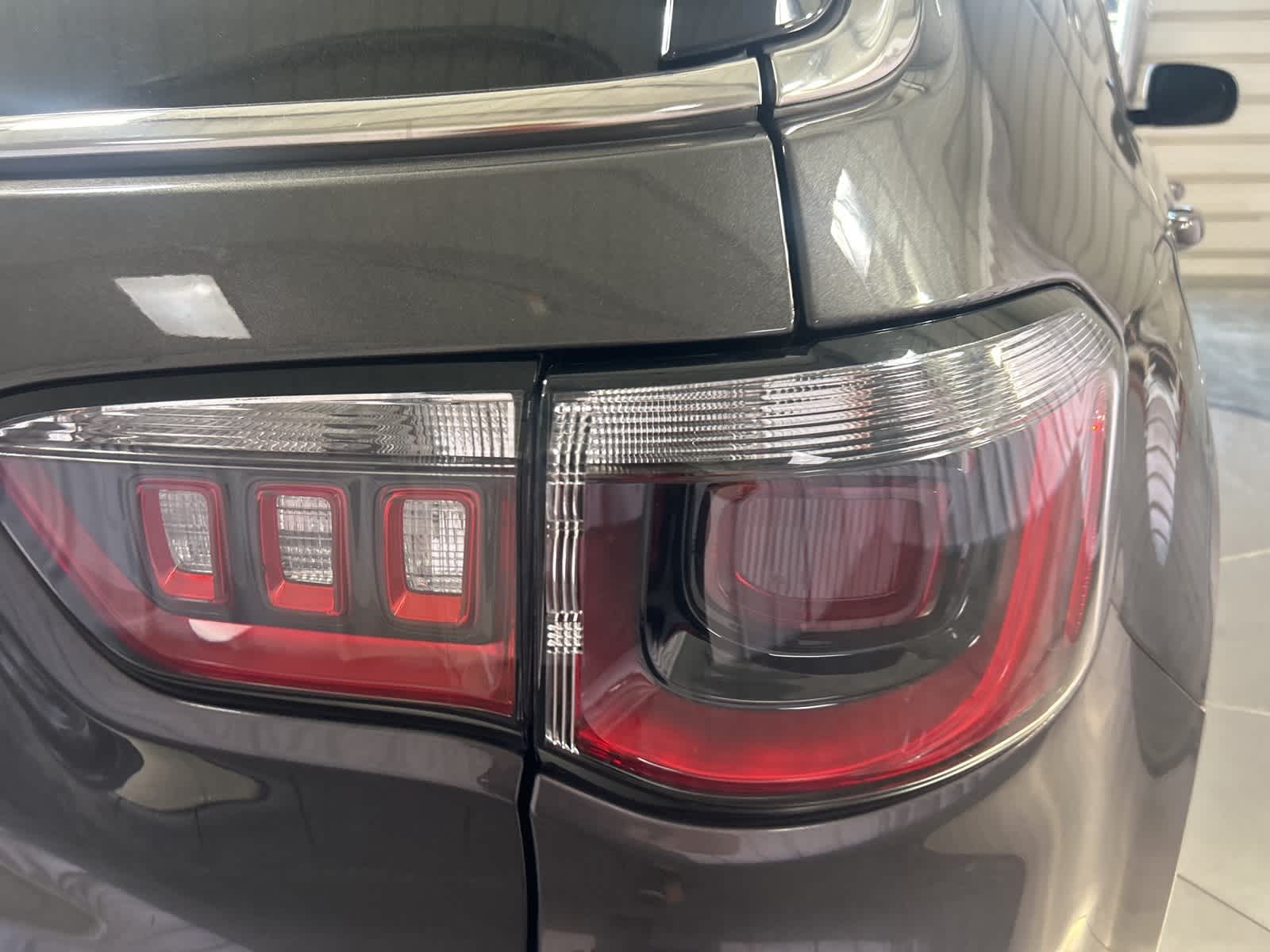 Thumbnail: 2021 Jeep Compass - 10