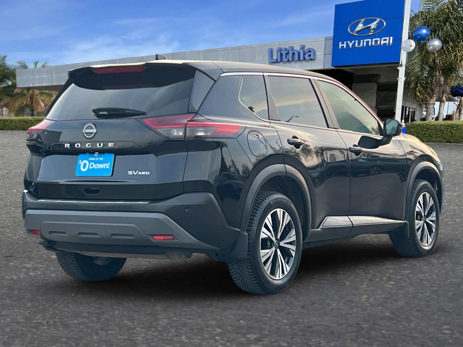 Thumbnail: 2022 Nissan Rogue - 3