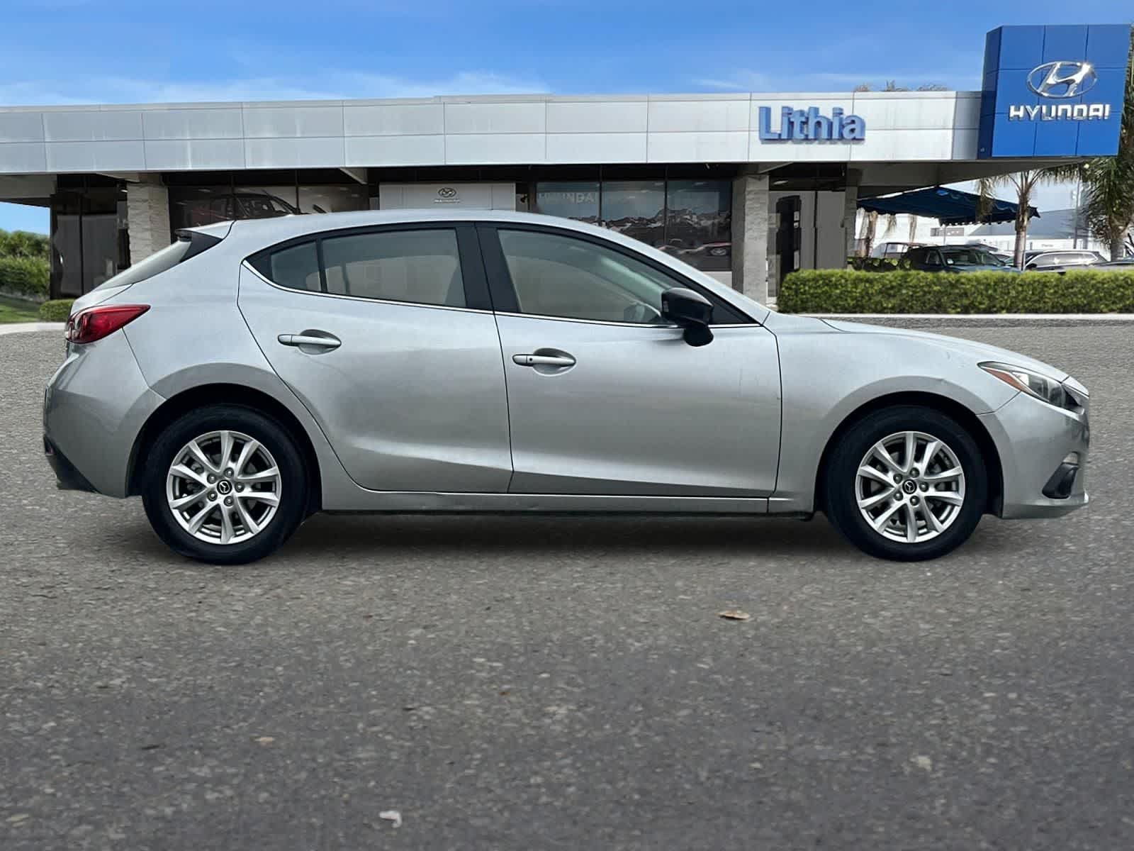 Thumbnail: 2015 Mazda Mazda3 - 9