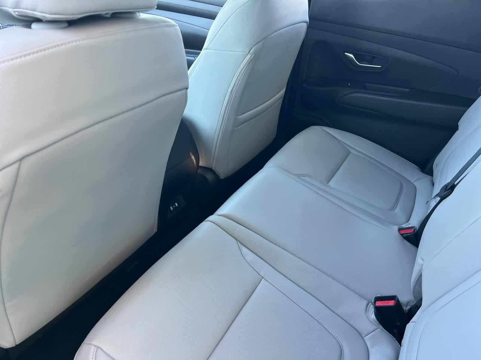 Thumbnail: 2026 Hyundai Santa Cruz - 4