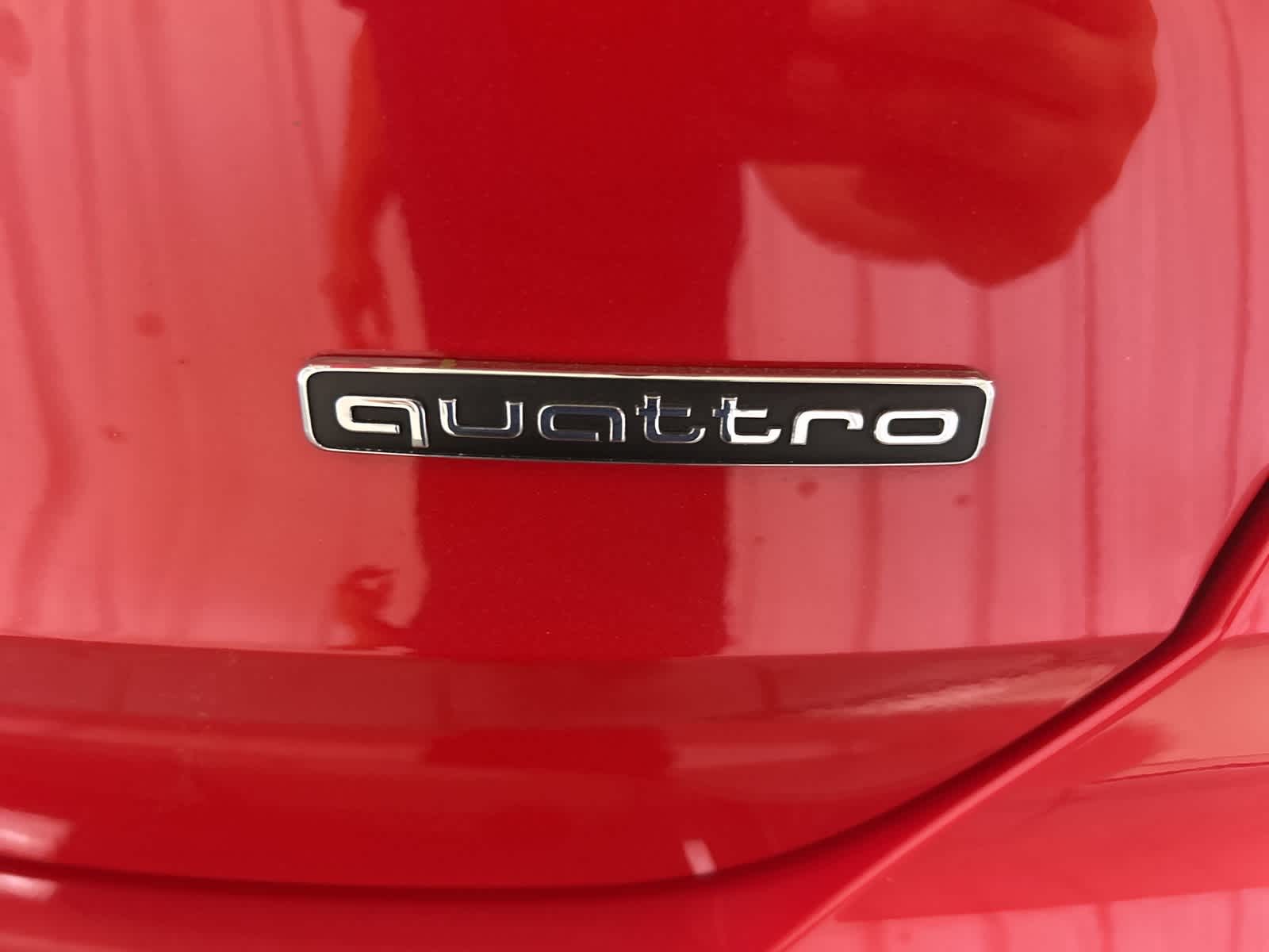 Thumbnail: 2025 Audi Q3 - 10