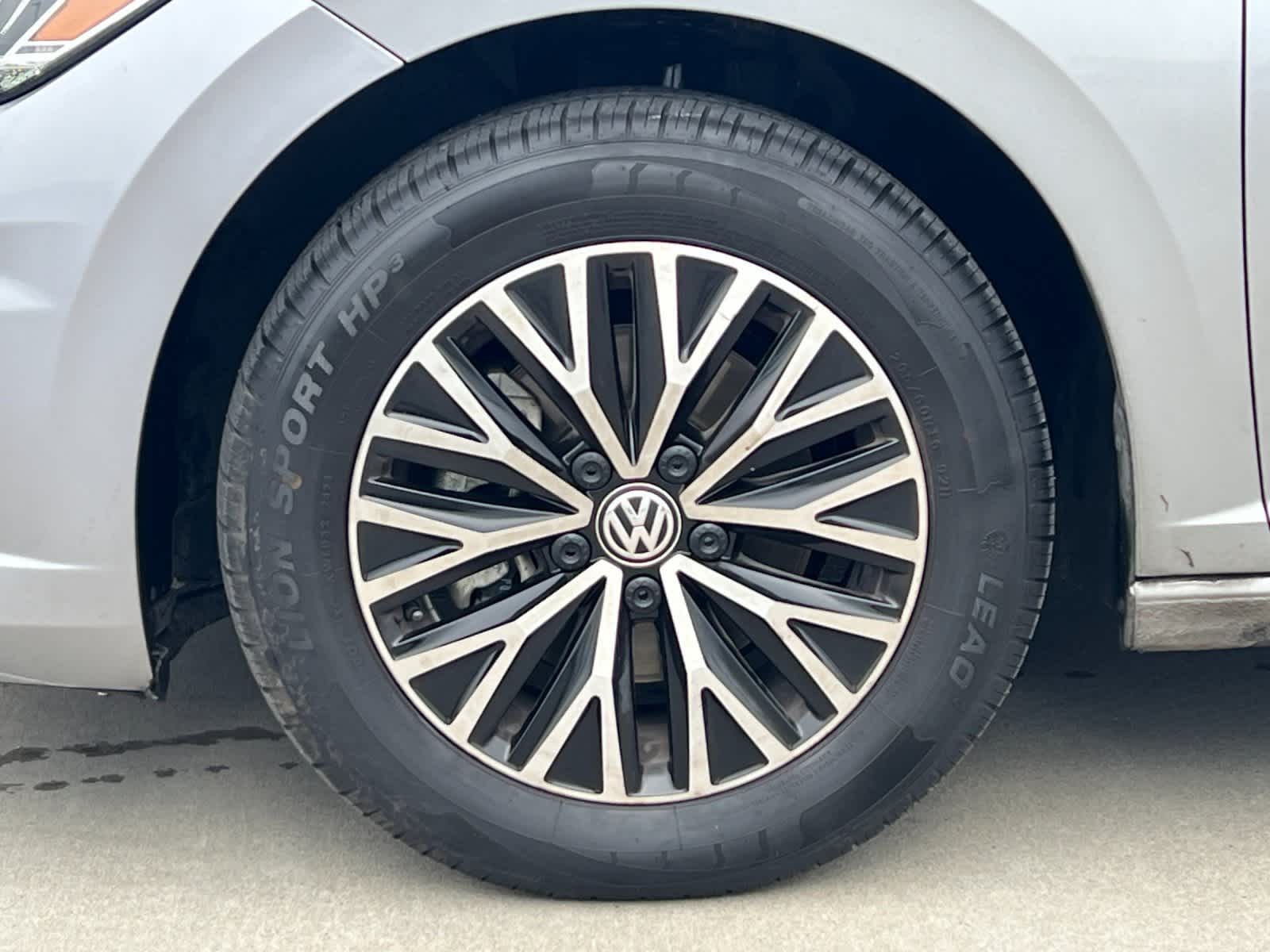 Thumbnail: 2021 Volkswagen Jetta - 25