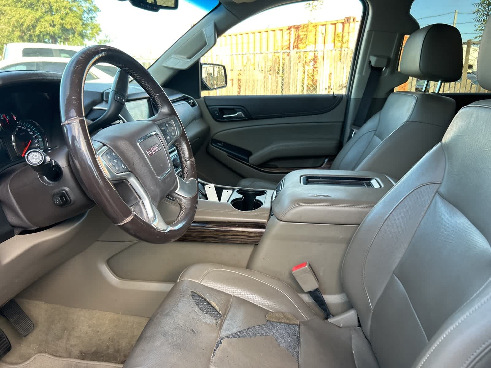 Thumbnail: 2018 GMC Yukon XL - 25