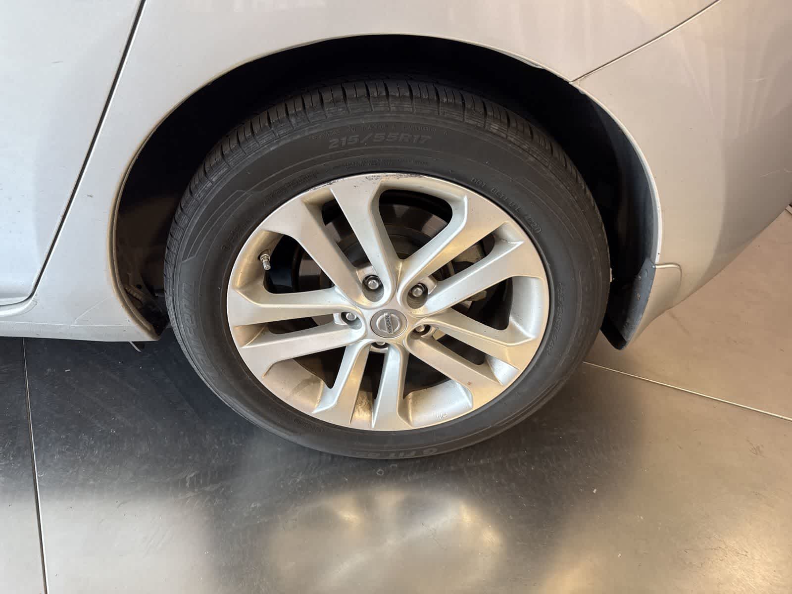 Thumbnail: 2015 Nissan Leaf - 7