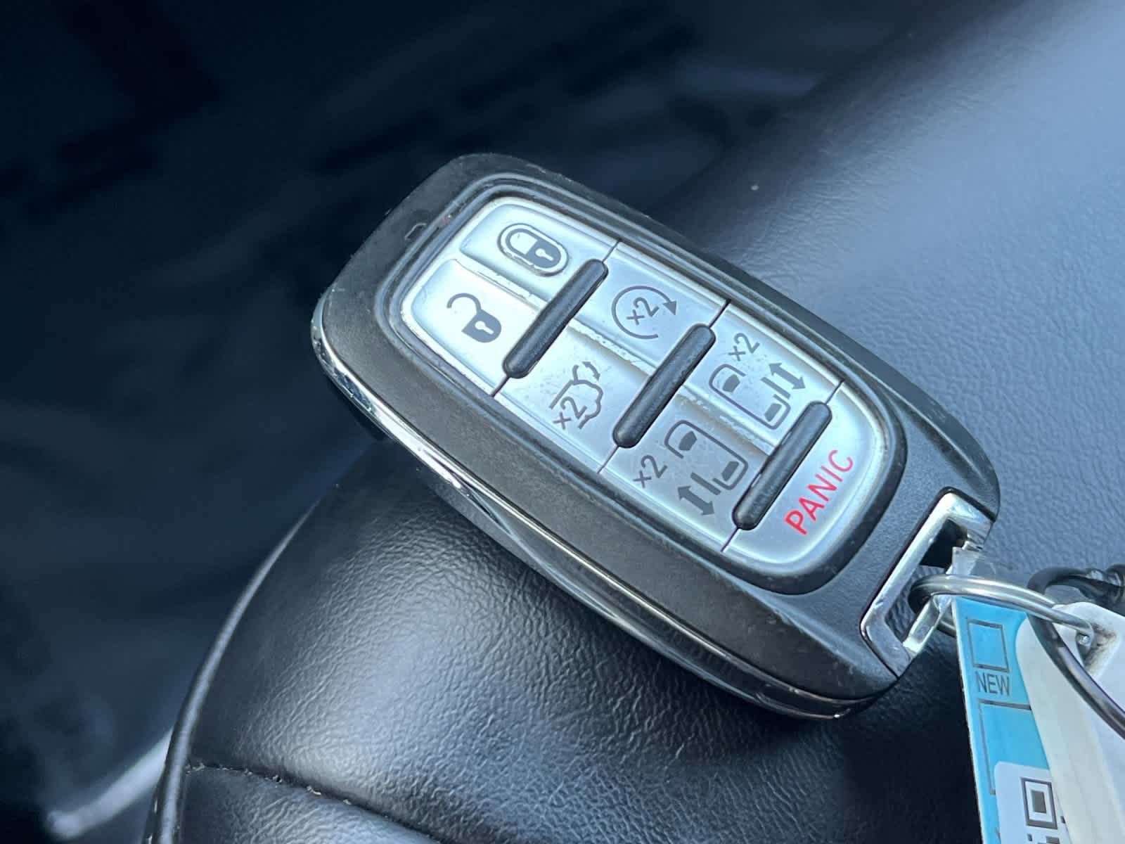 Thumbnail: 2023 Chrysler Pacifica - 30