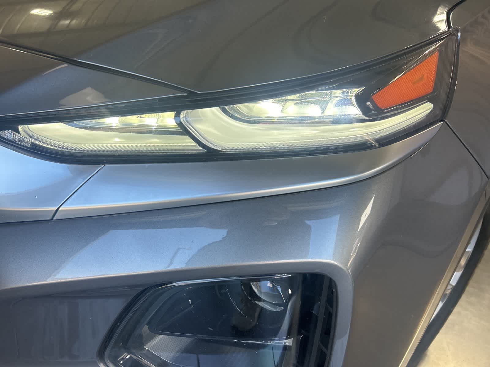 2019 Hyundai Santa Fe SEL 2