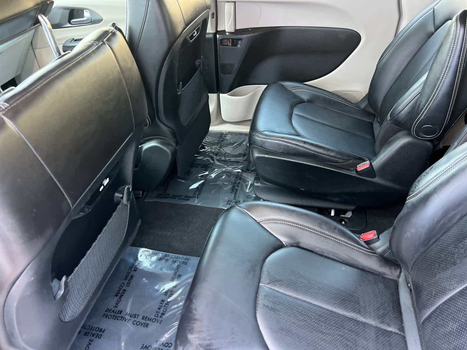 Thumbnail: 2023 Chrysler Pacifica - 5