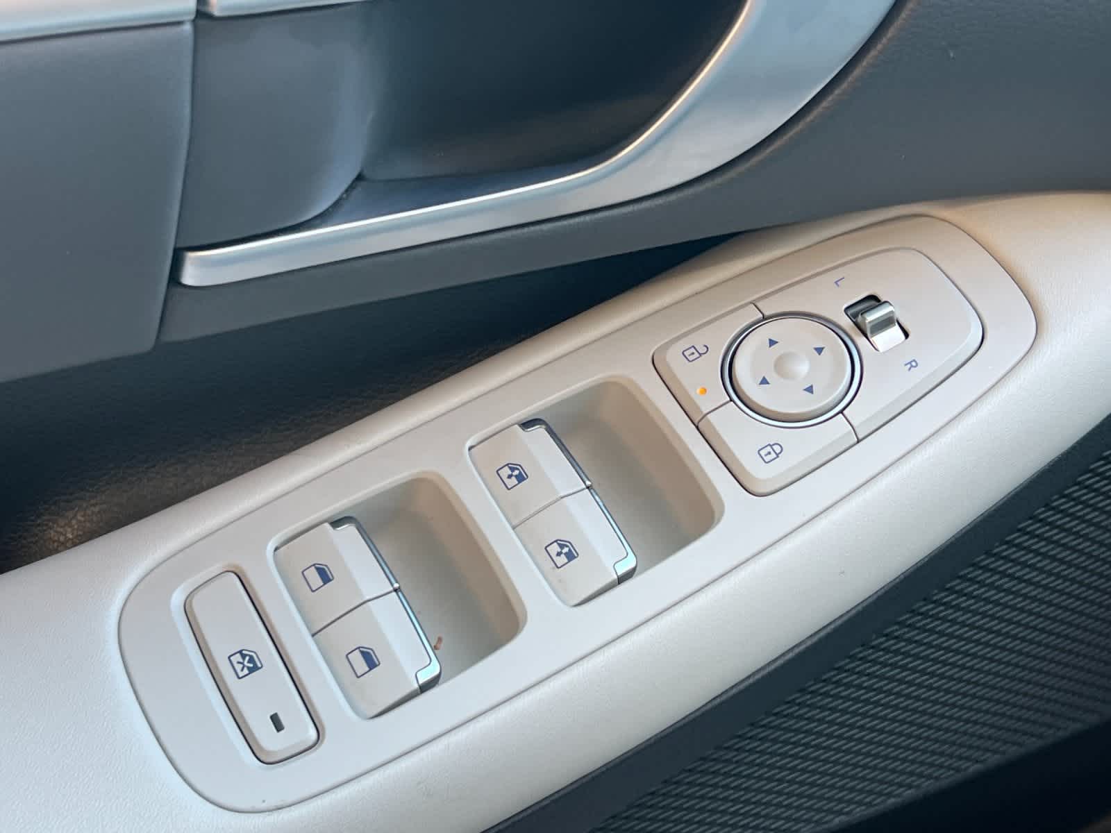 Thumbnail: 2024 Hyundai Sonata - 13
