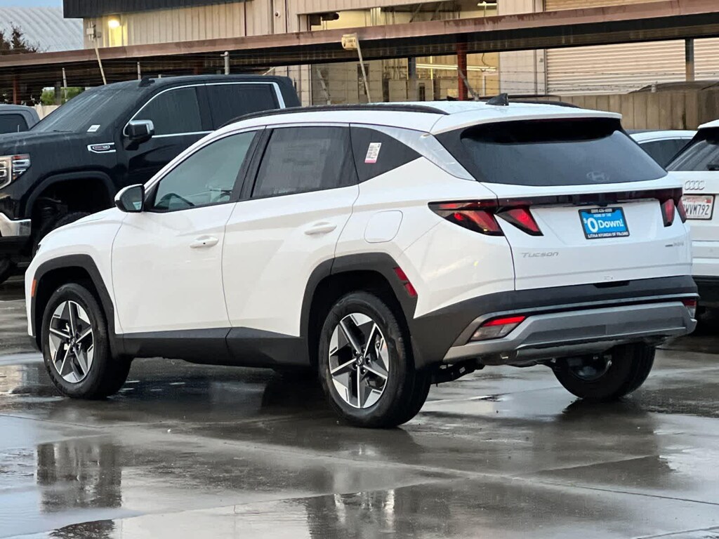 New 2026 Hyundai Tucson Hybrid SEL SUV