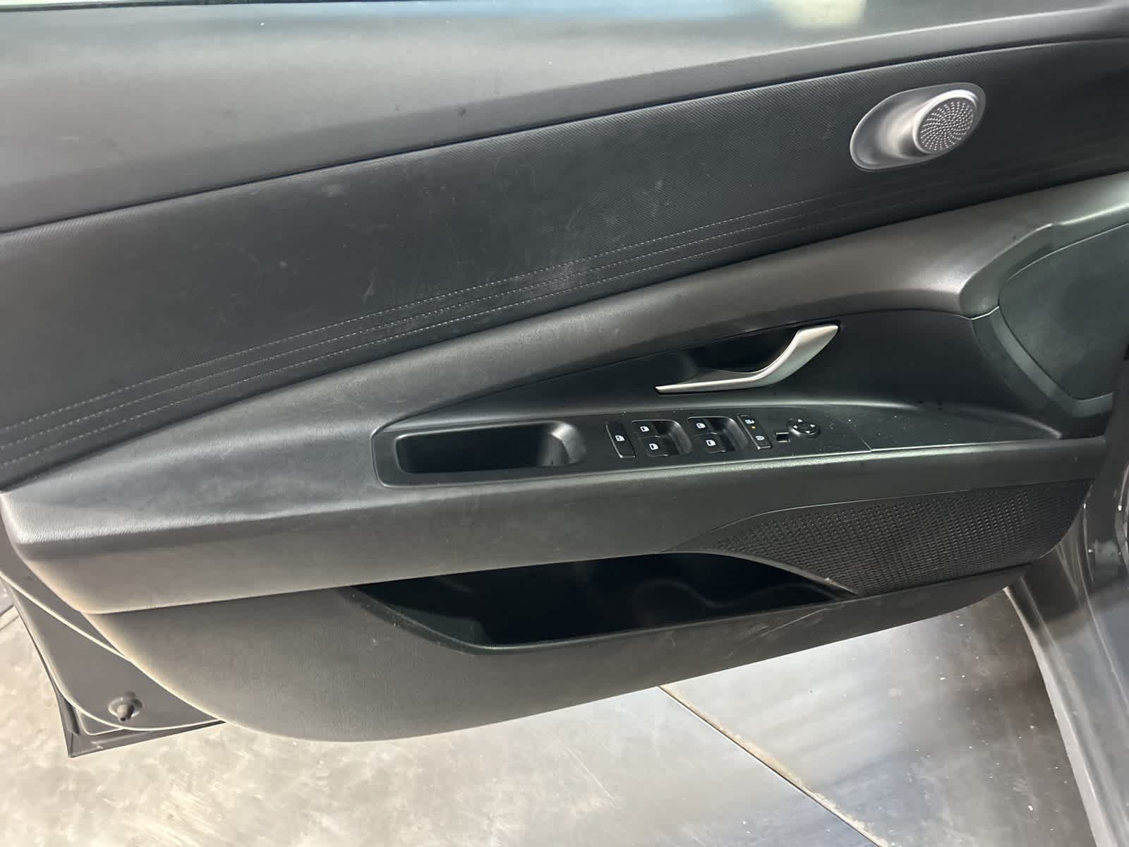 Thumbnail: 2025 Hyundai Elantra - 21