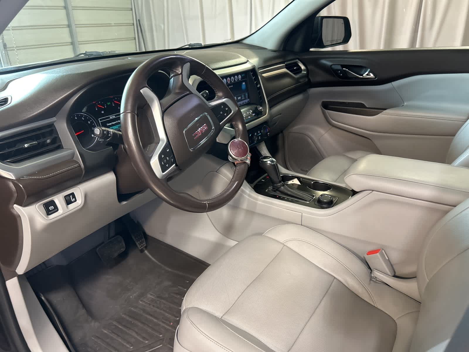 Thumbnail: 2018 GMC Acadia - 25