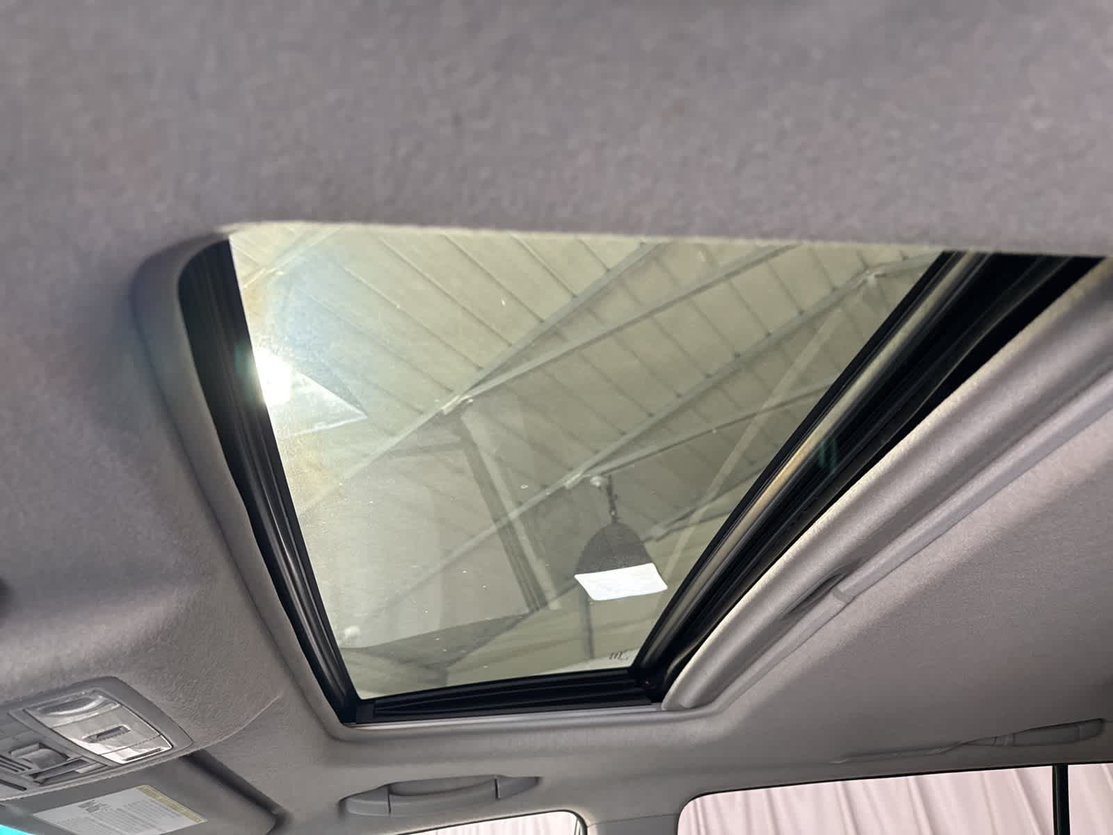 Thumbnail: 2013 Toyota Highlander - 28