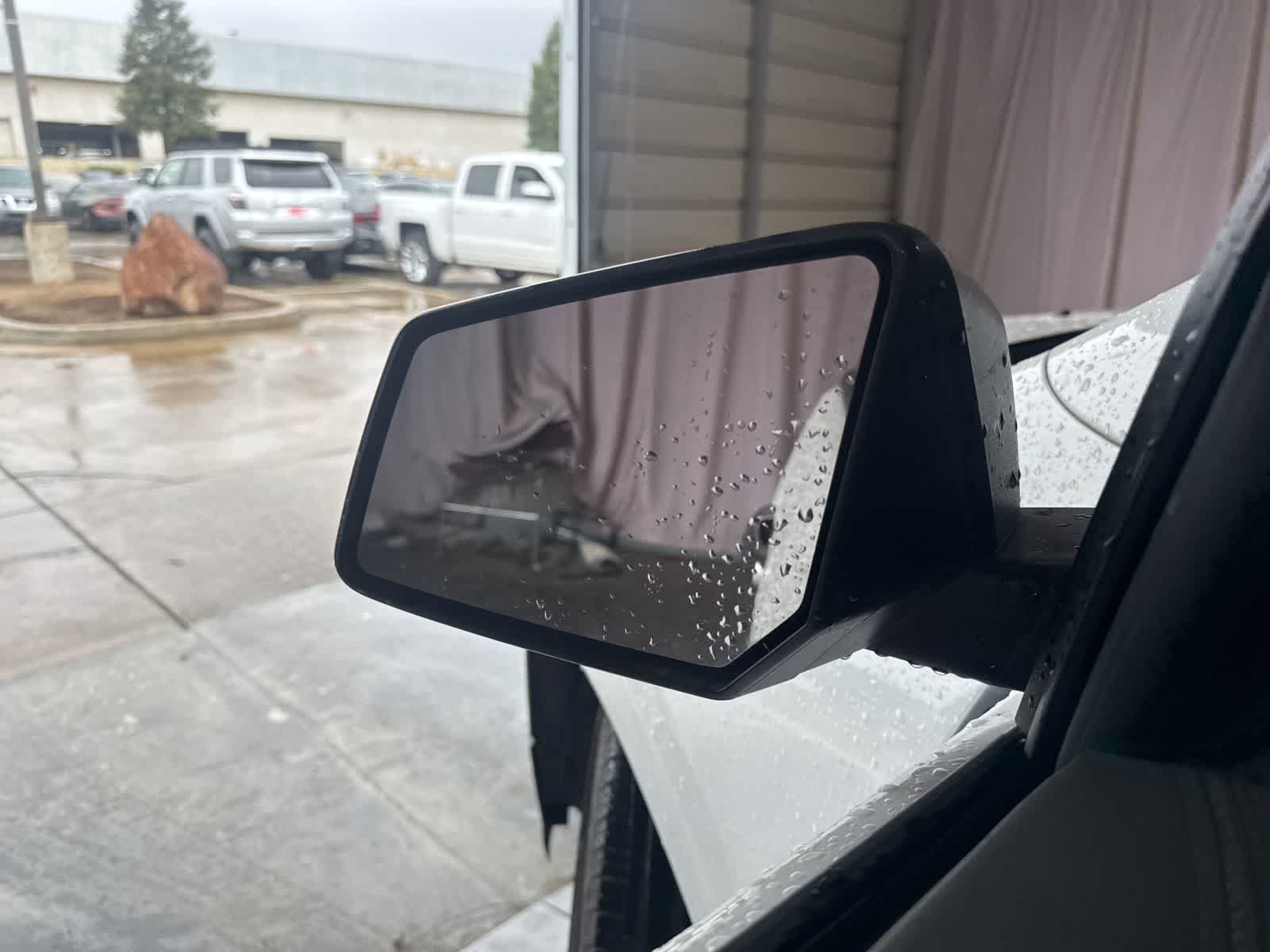 Thumbnail: 2017 Chevrolet Traverse - 10