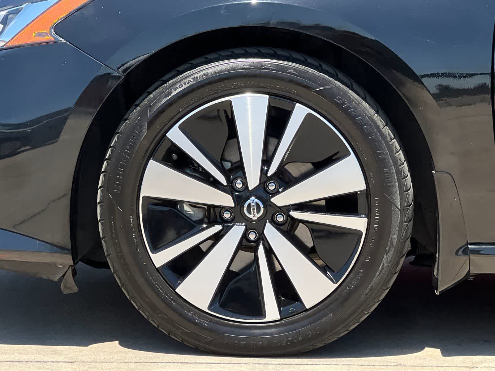Thumbnail: 2021 Nissan Altima - 27