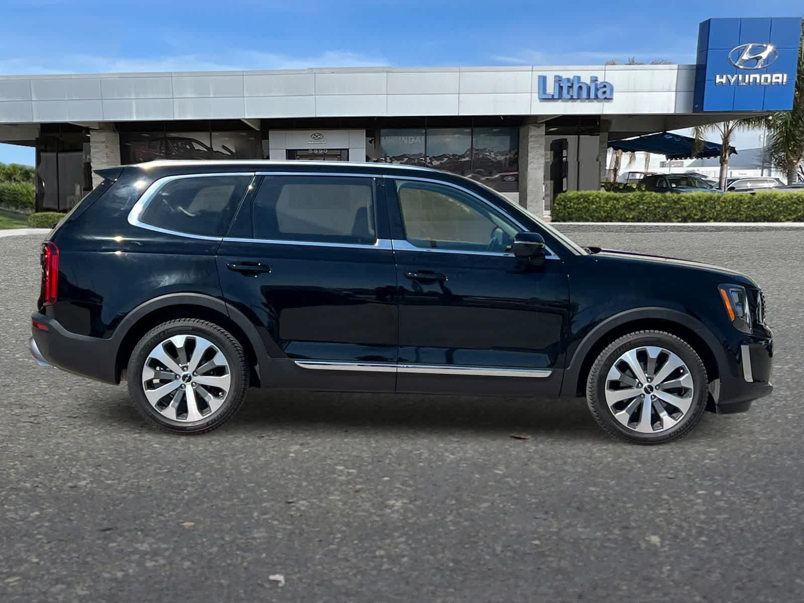 Thumbnail: 2022 Kia Telluride - 9