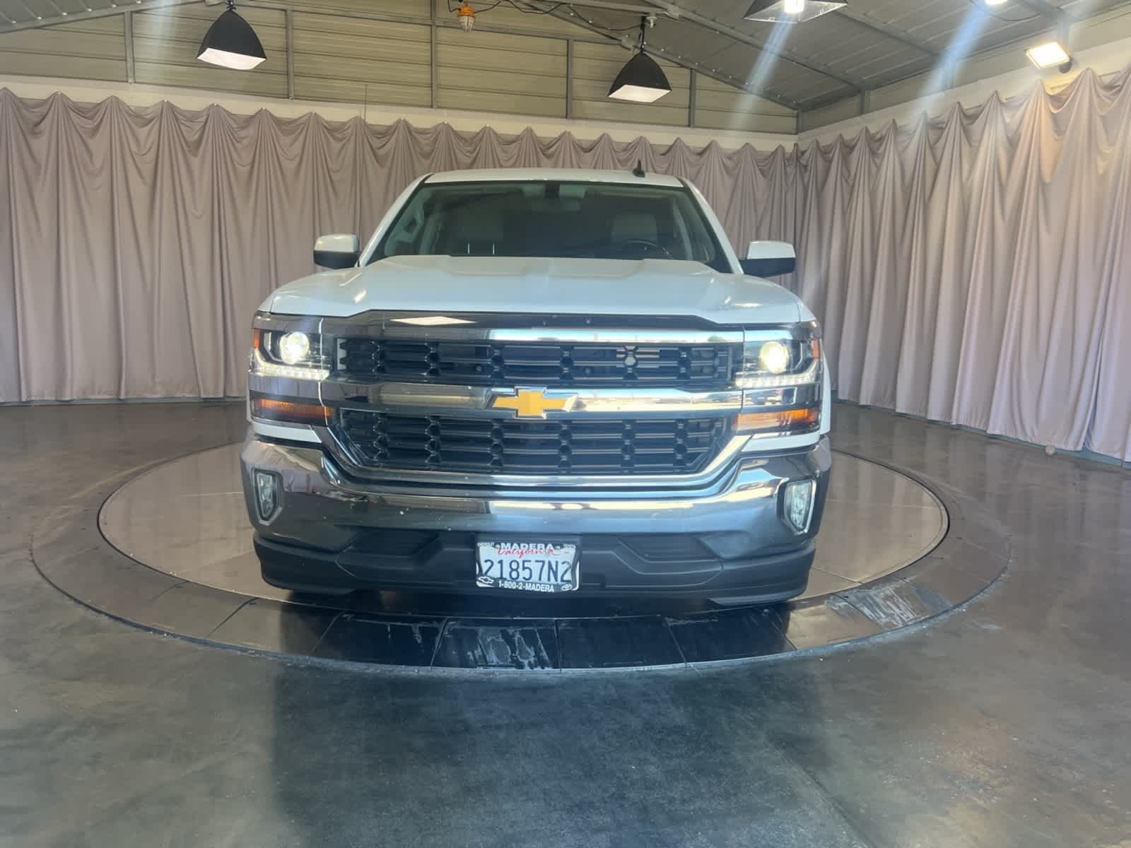 Thumbnail: 2018 Chevrolet Silverado 1500 - 2