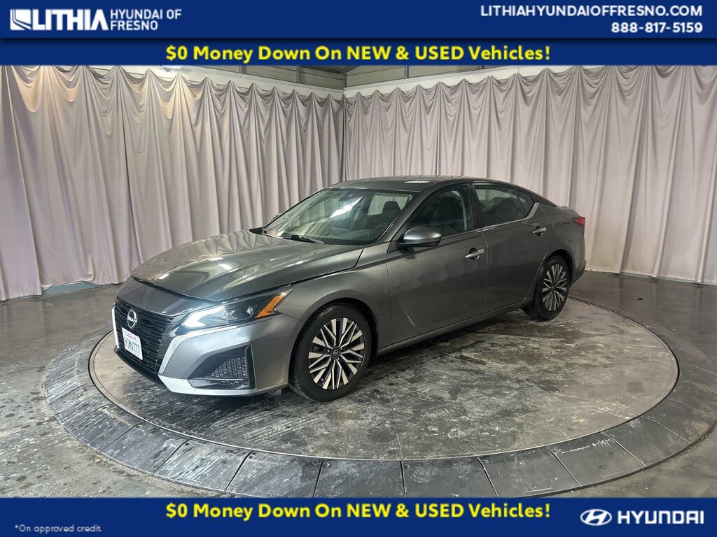 Used 2023 Nissan Altima 2.5 SV Sedan