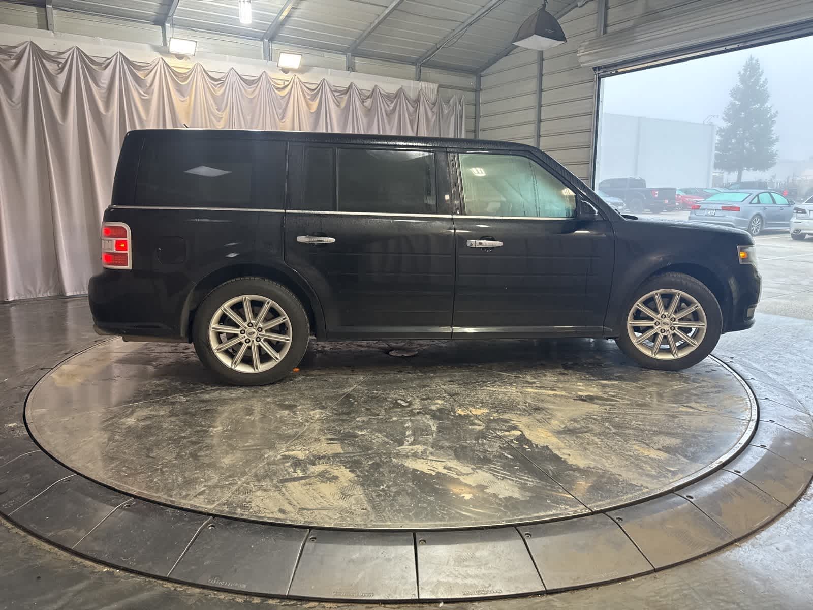 Thumbnail: 2019 Ford Flex - 4