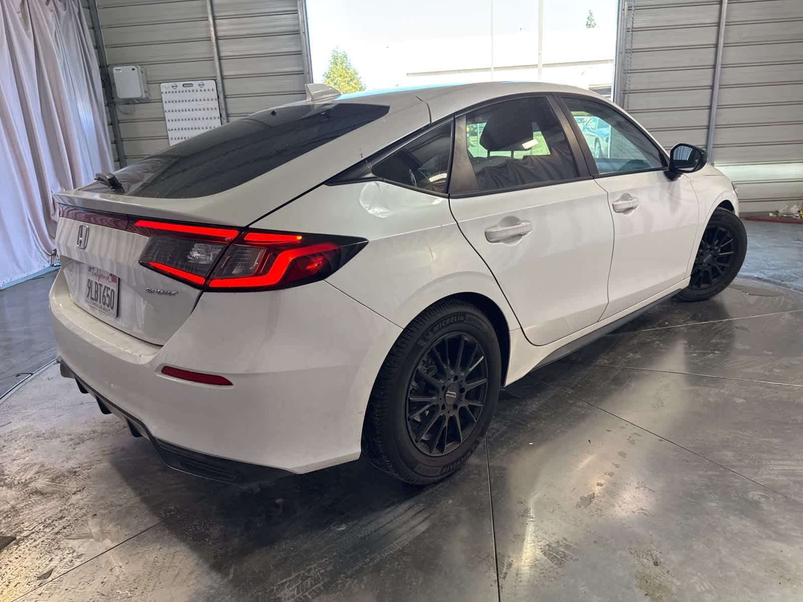 Thumbnail: 2023 Honda Civic - 5