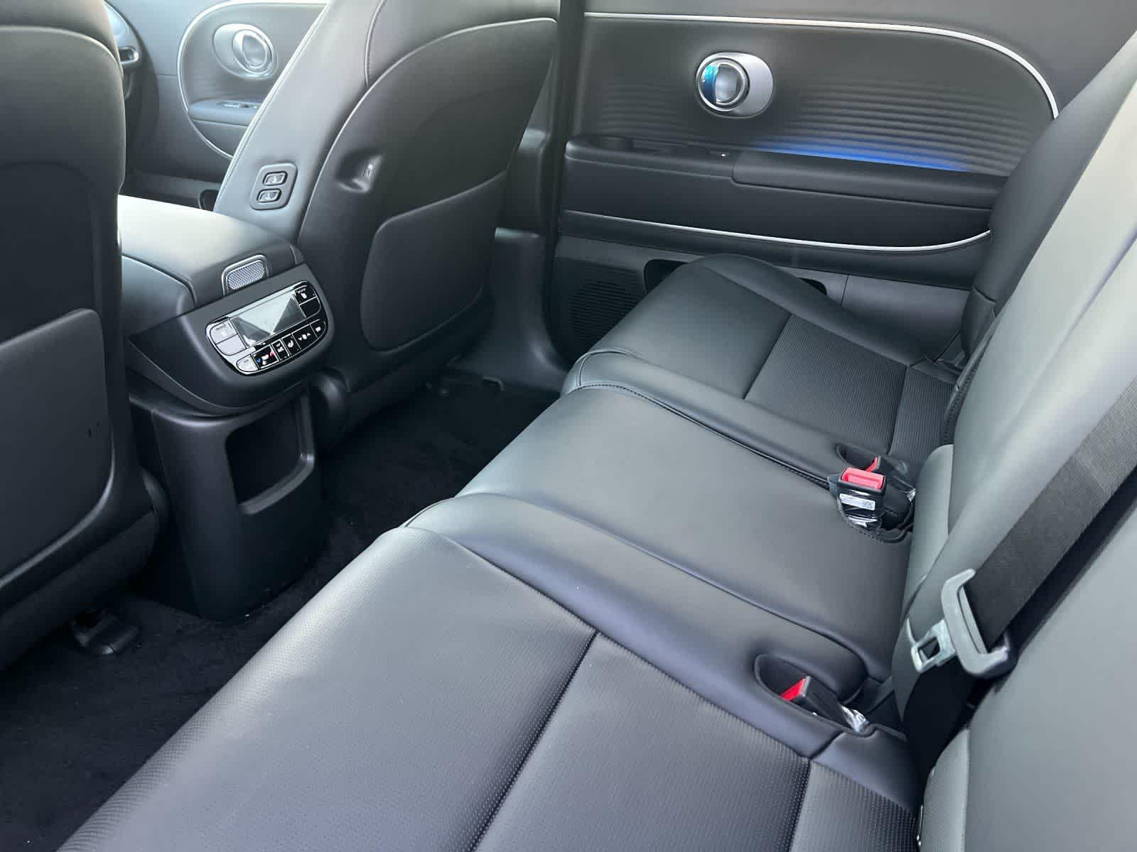 Thumbnail: 2026 Hyundai Ioniq - 4