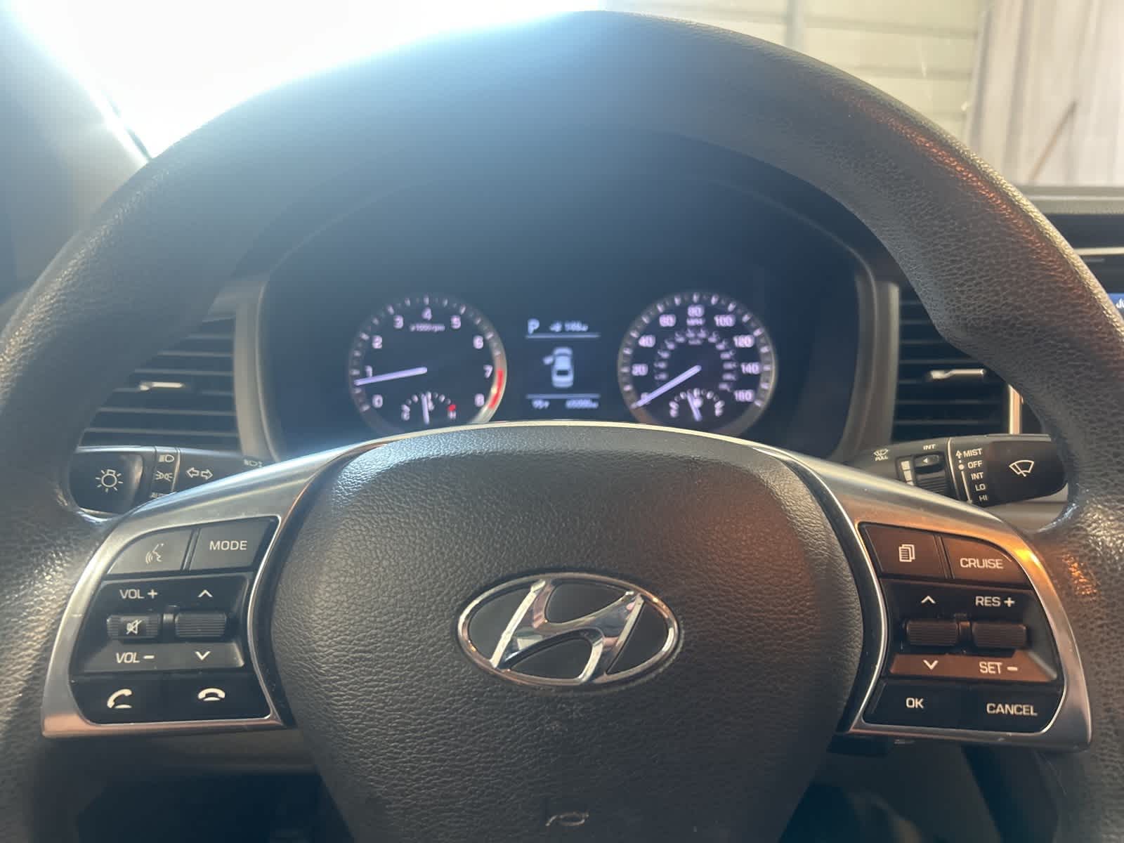 Thumbnail: 2018 Hyundai Sonata - 26