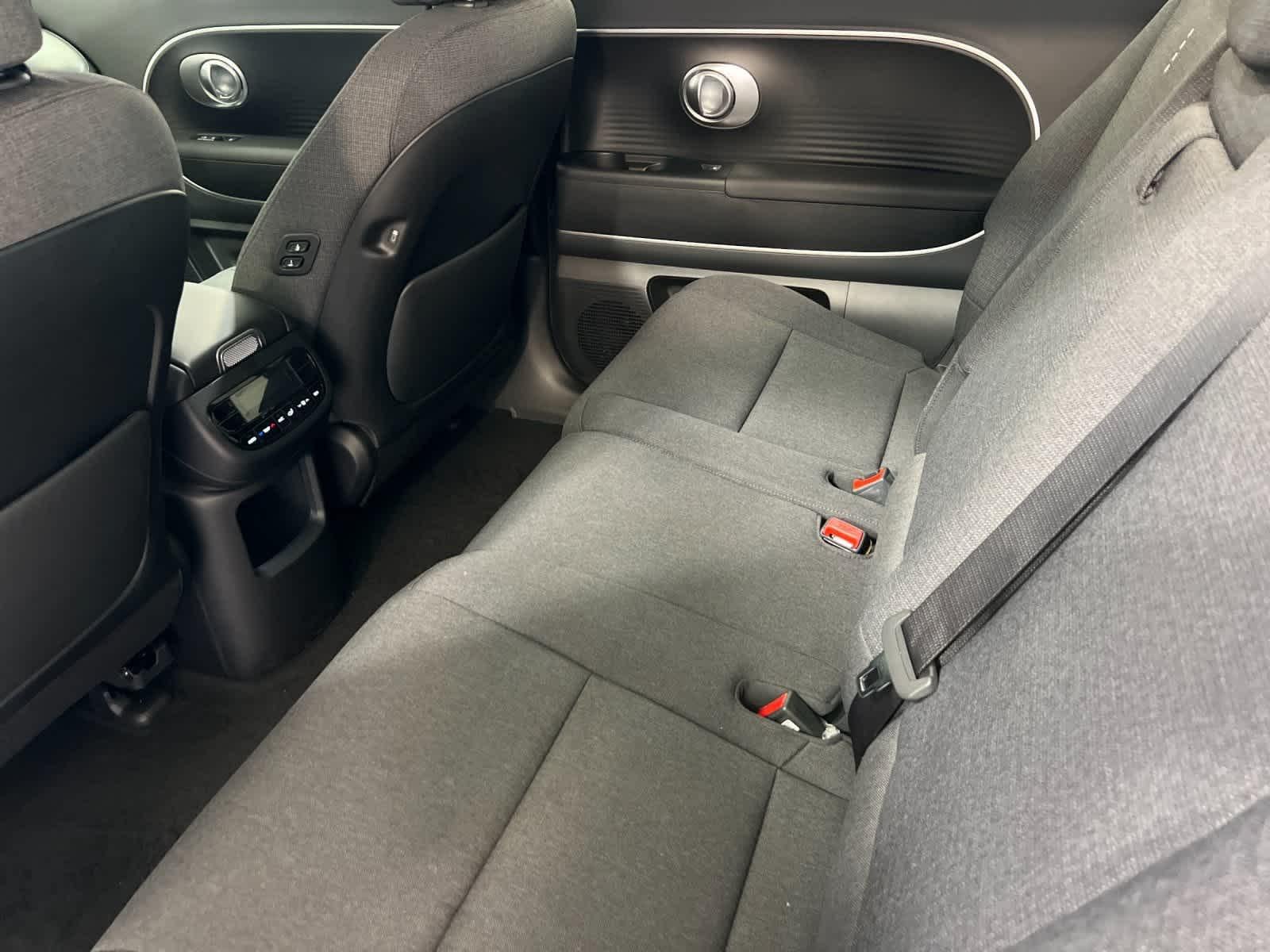 Thumbnail: 2026 Hyundai Ioniq - 4