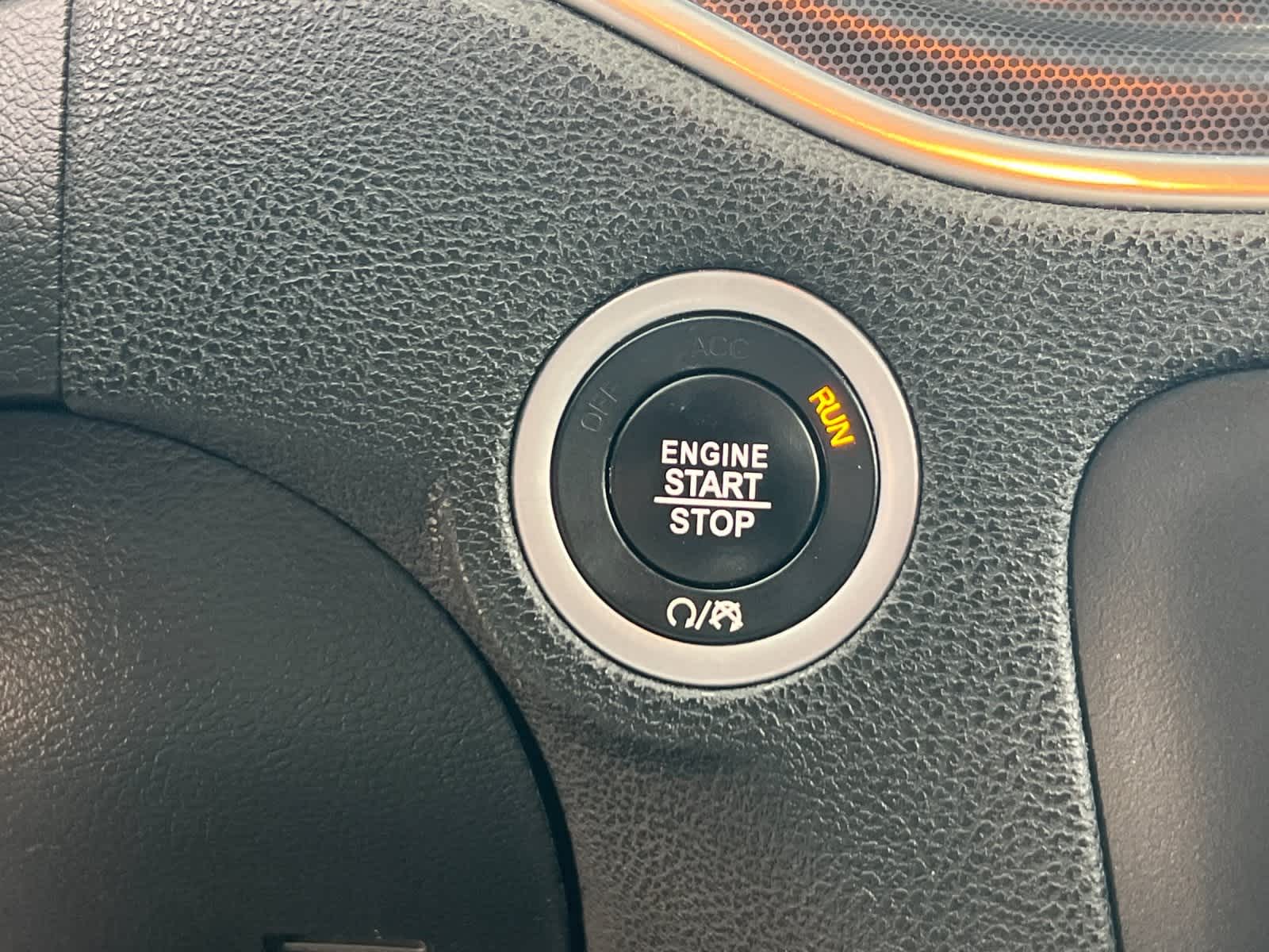 Thumbnail: 2018 Dodge Charger - 21