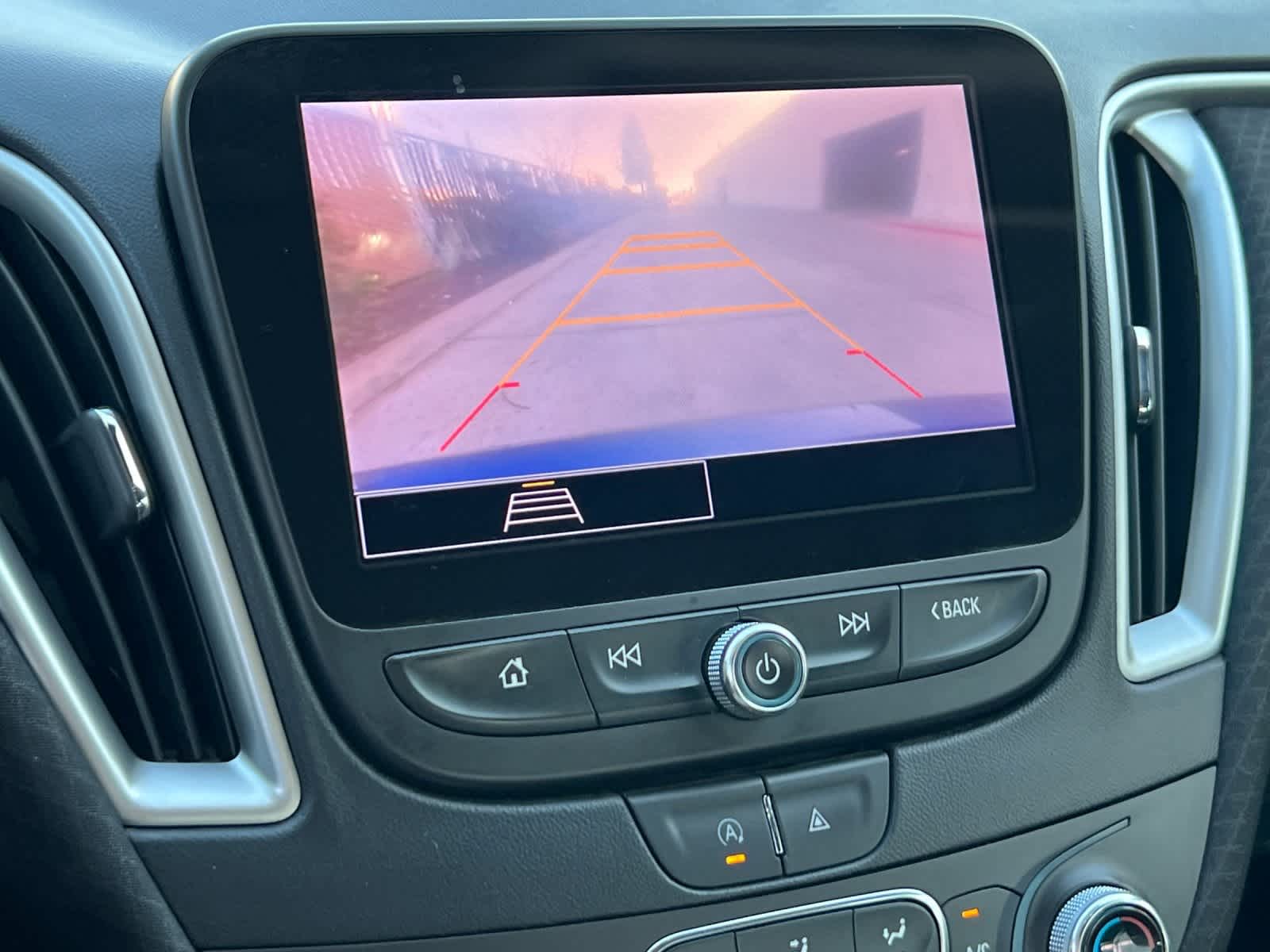 Thumbnail: 2023 Chevrolet Malibu - 18