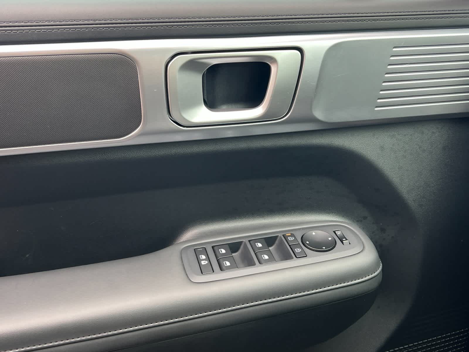 Thumbnail: 2025 Hyundai Santa Fe - 12