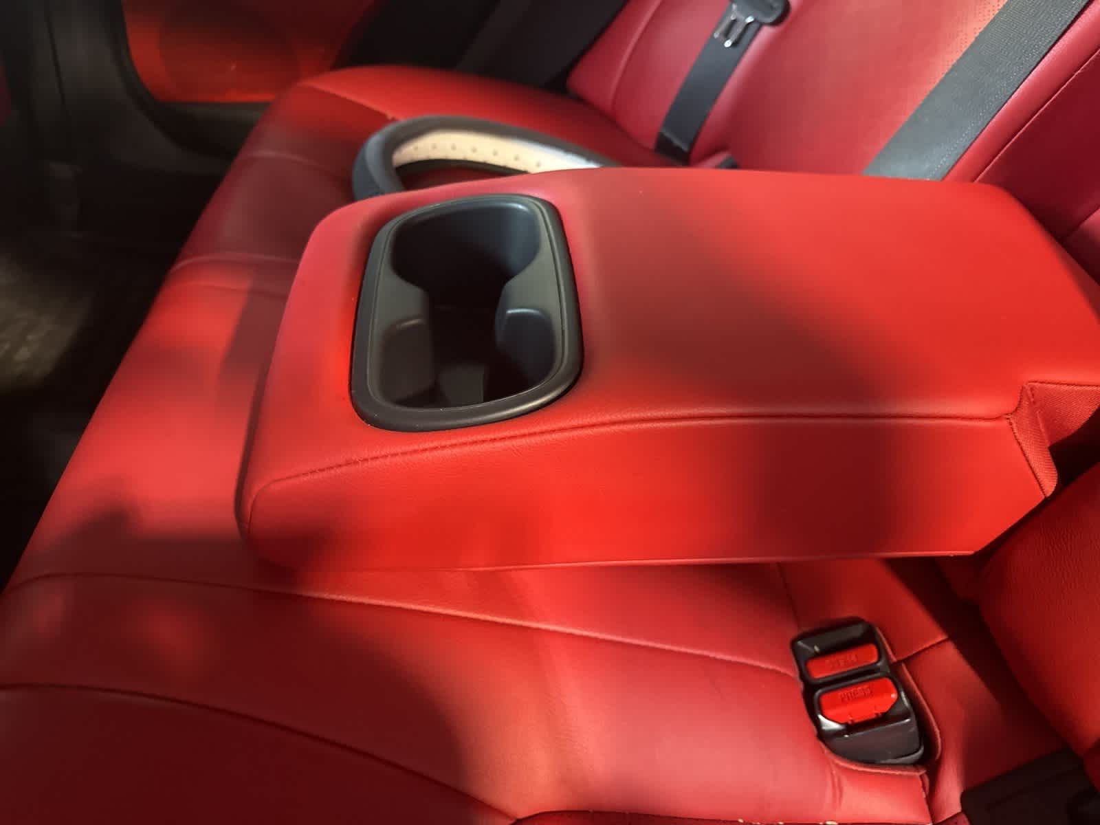 Thumbnail: 2019 Toyota Camry - 17