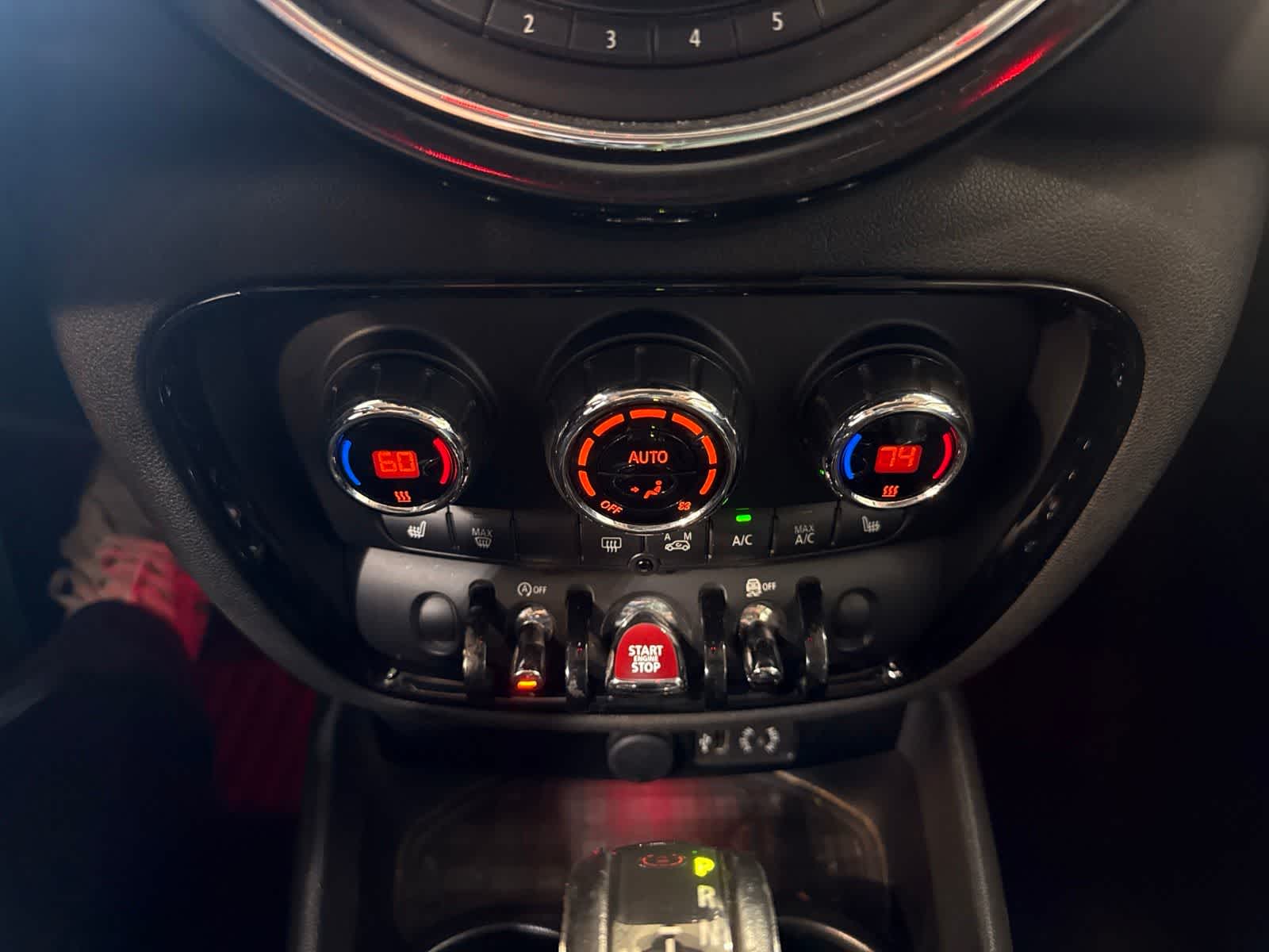 Thumbnail: 2017 MINI Cooper Clubman - 21