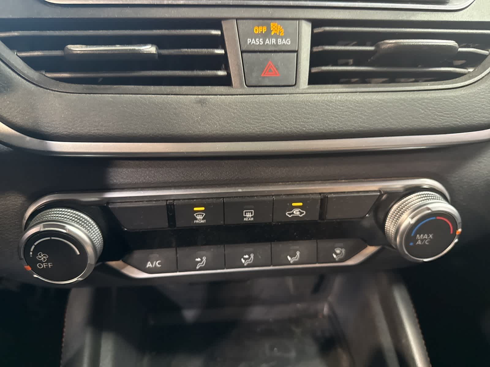 Thumbnail: 2022 Nissan Altima - 21