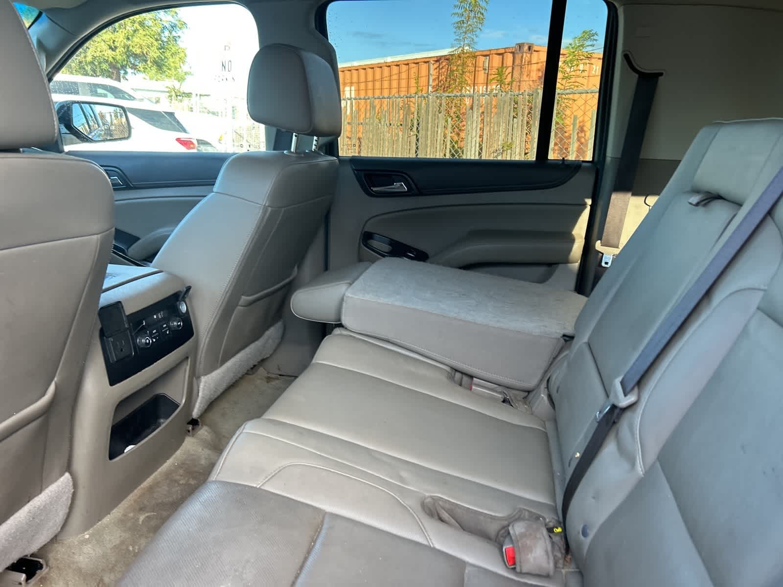 Thumbnail: 2018 GMC Yukon XL - 19