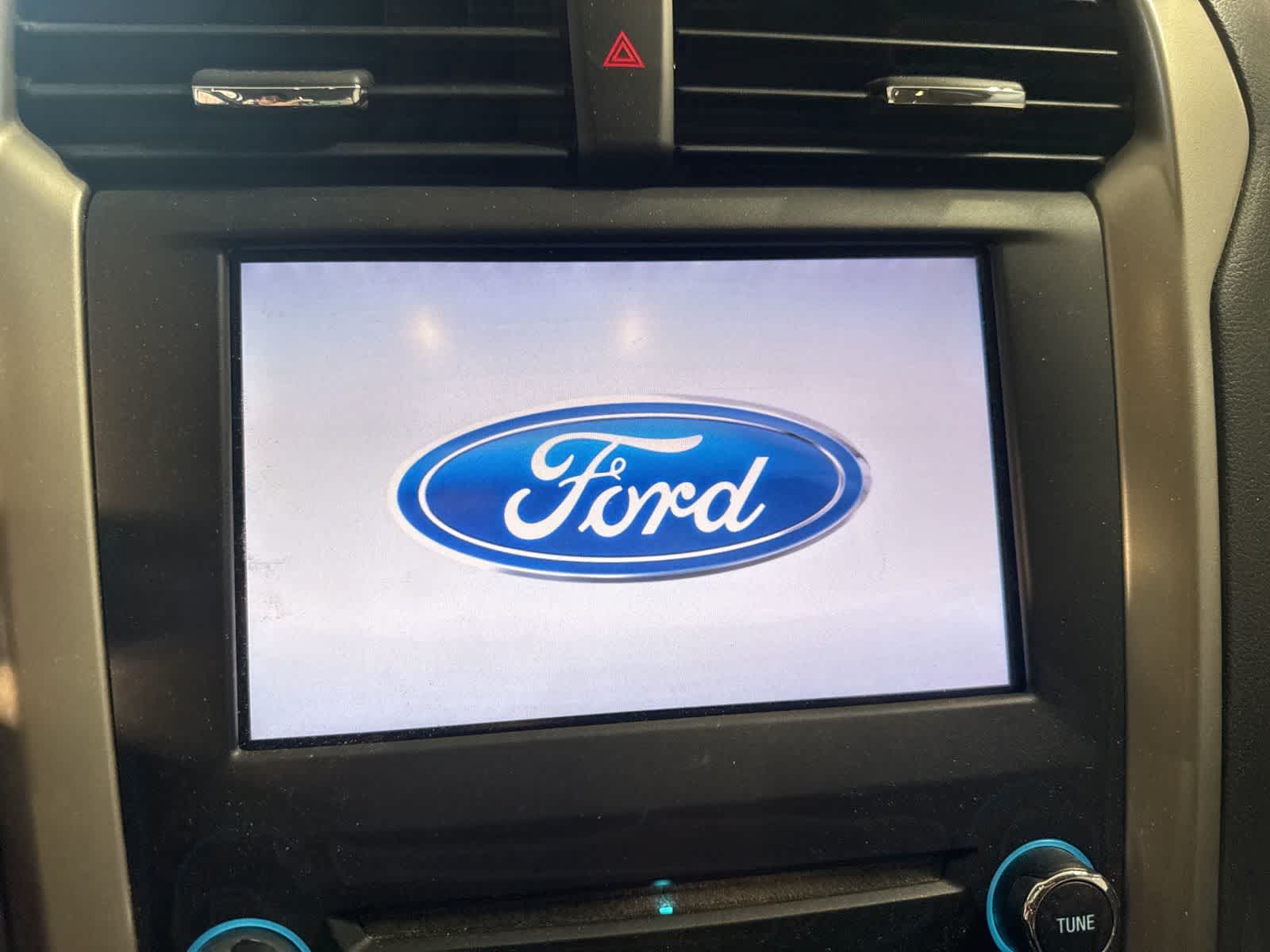 Thumbnail: 2013 Ford Fusion - 24