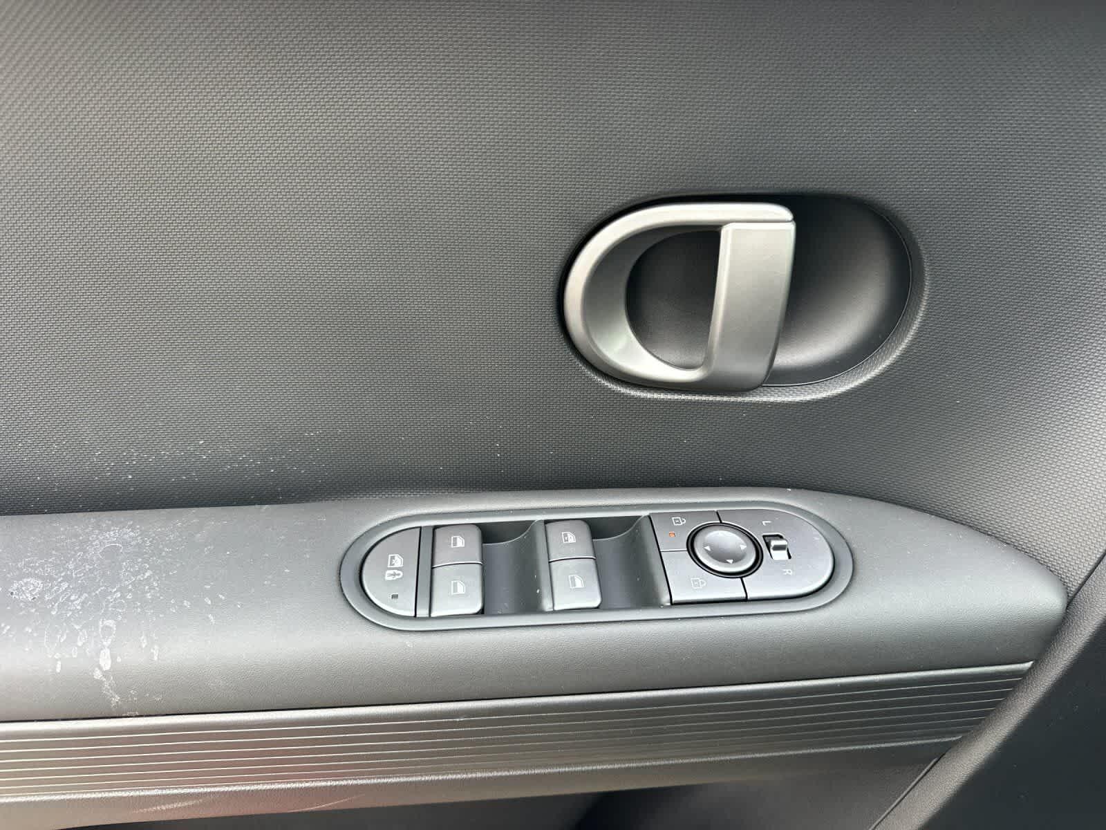 Thumbnail: 2026 Hyundai Ioniq 5 - 12