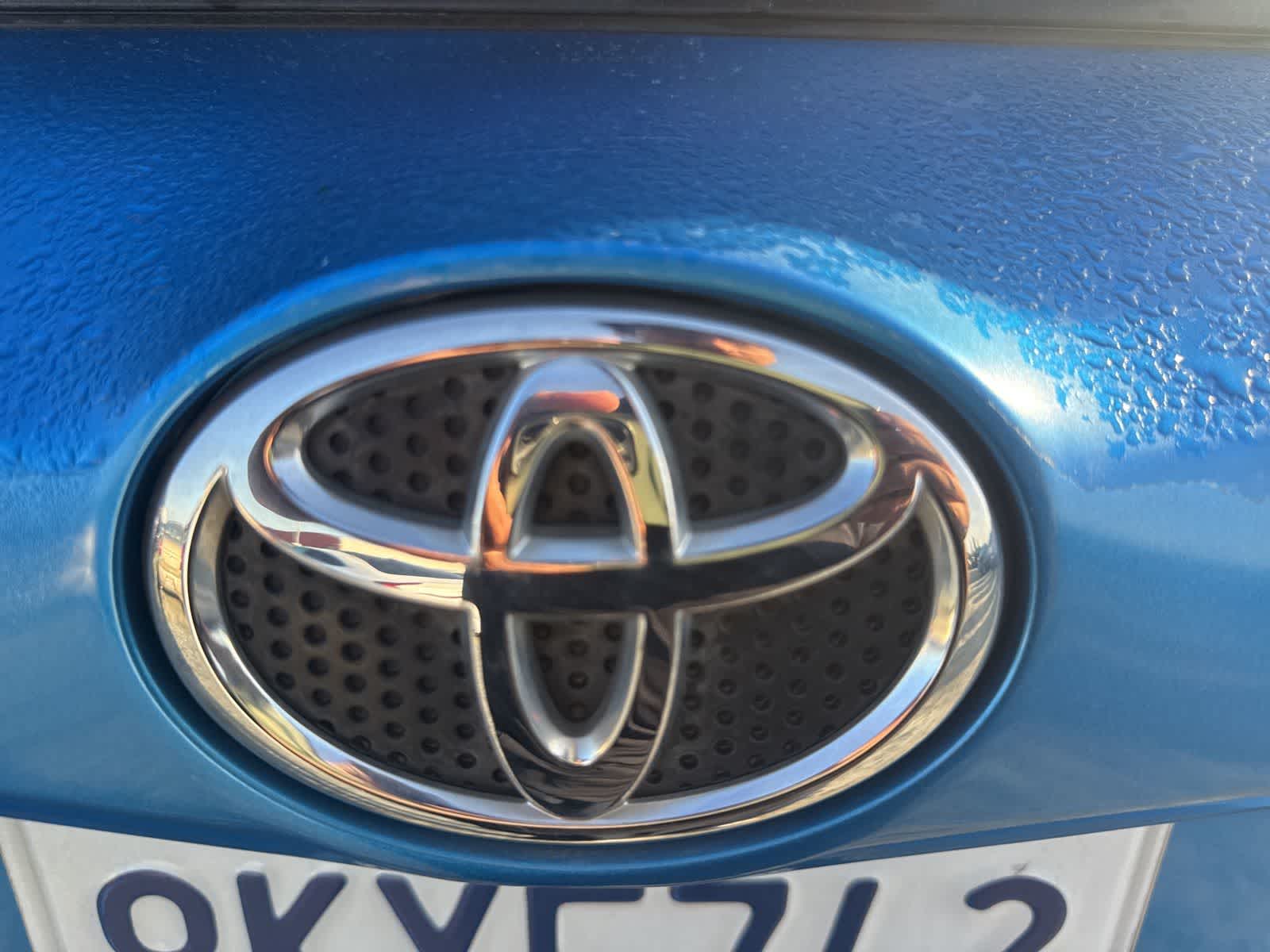 Thumbnail: 2017 Toyota RAV4 - 14