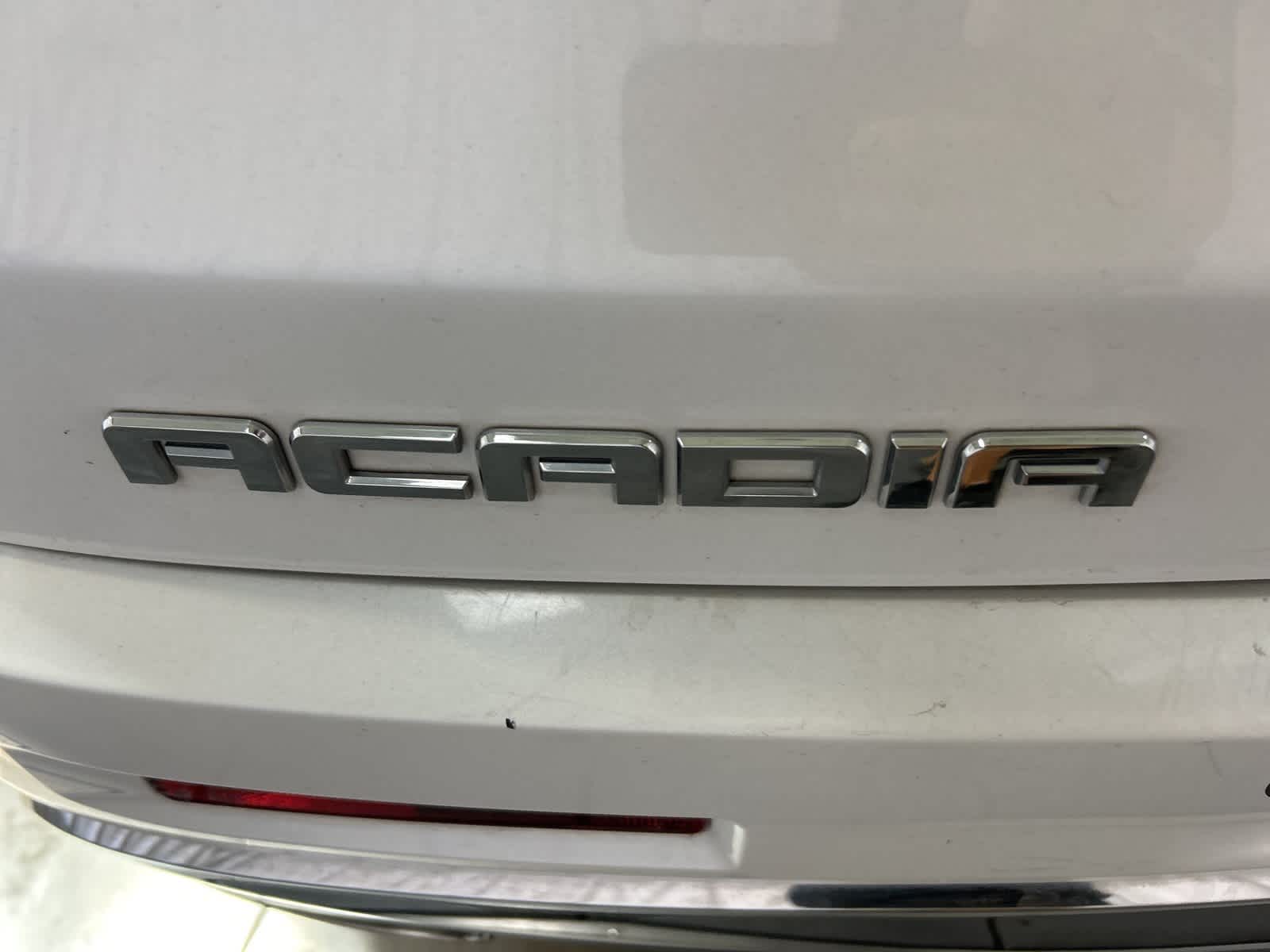 Thumbnail: 2017 GMC Acadia - 12