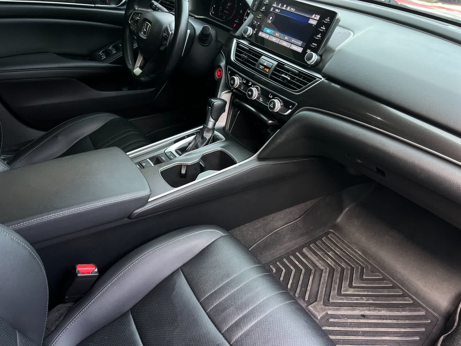 Thumbnail: 2022 Honda Accord - 16