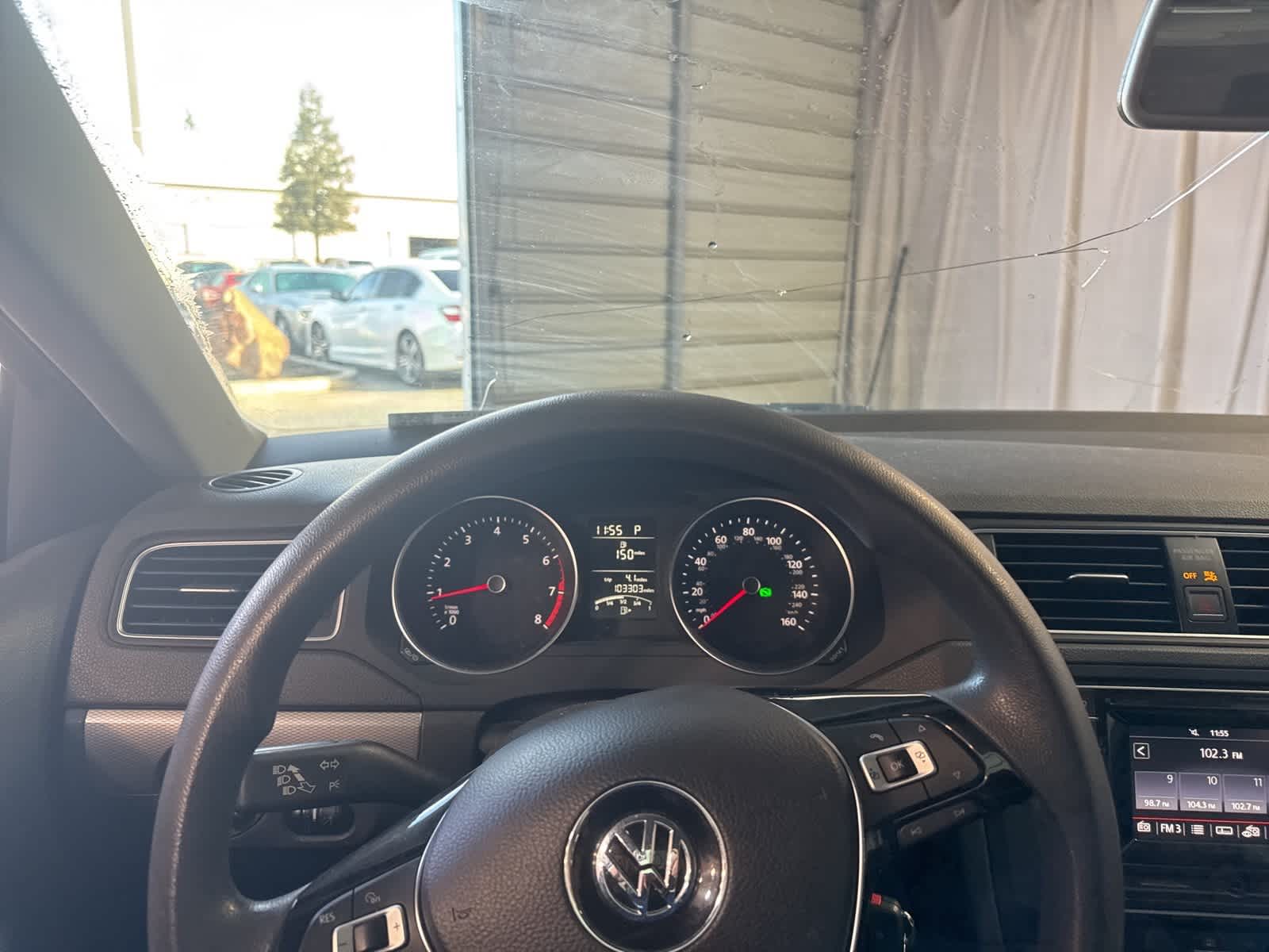 Thumbnail: 2017 Volkswagen Jetta - 17