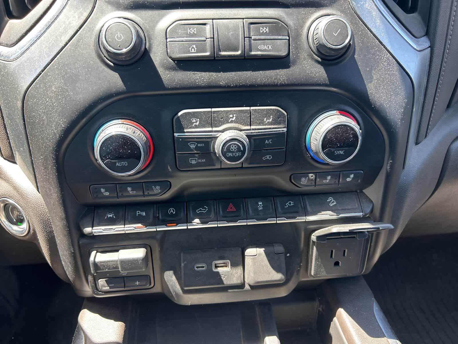 Thumbnail: 2020 Chevrolet Silverado 1500 - 28