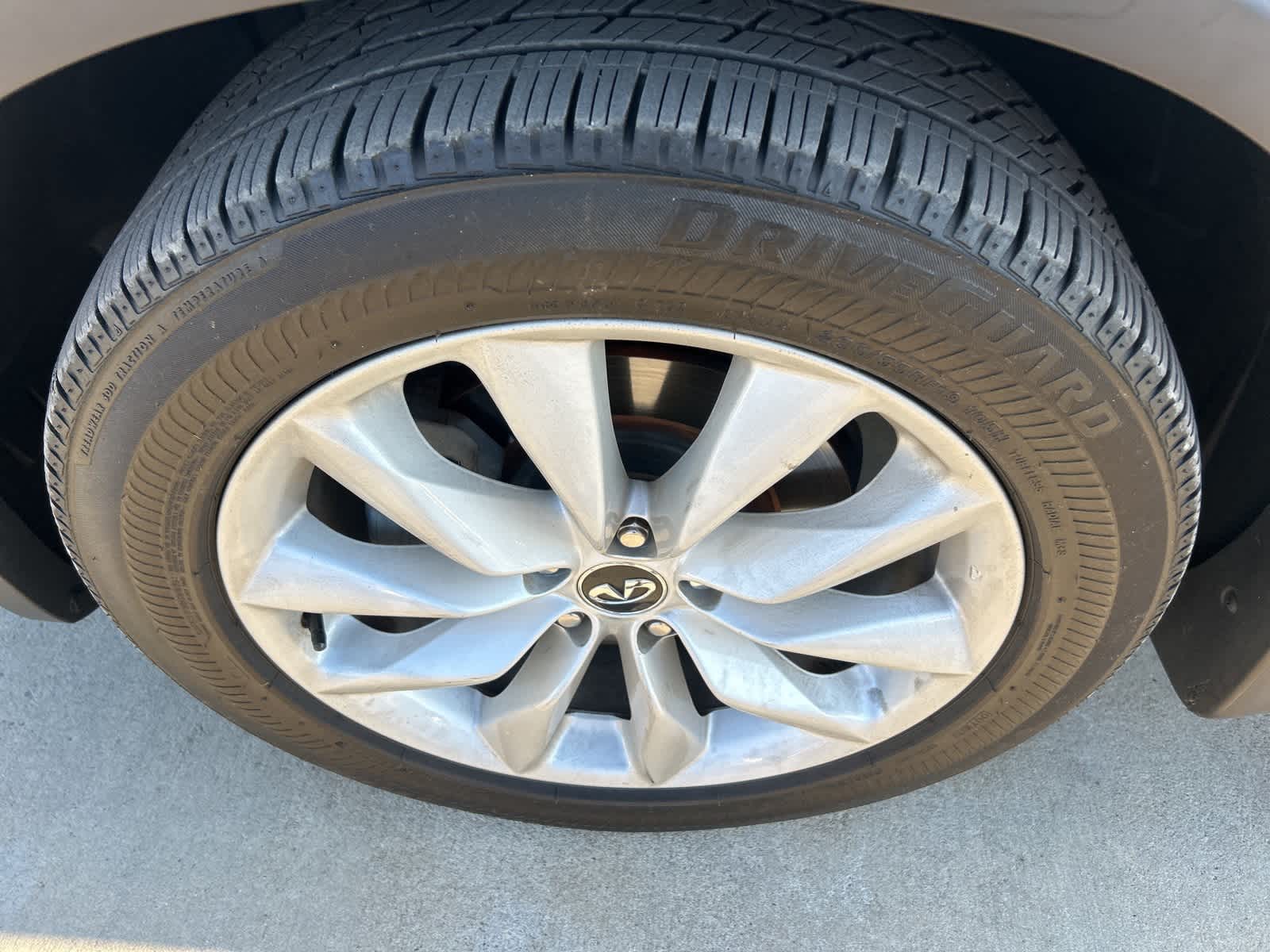Thumbnail: 2019 INFINITI QX50 - 16