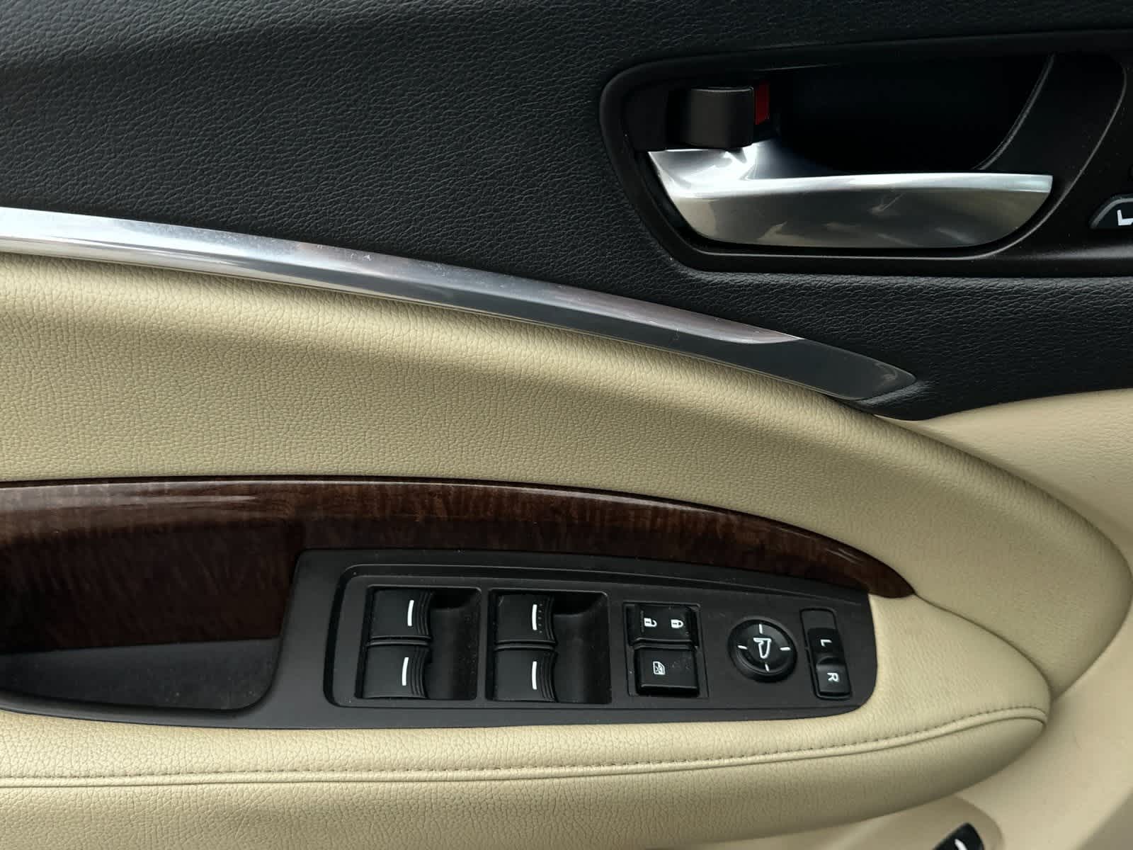 Thumbnail: 2018 Acura MDX - 13