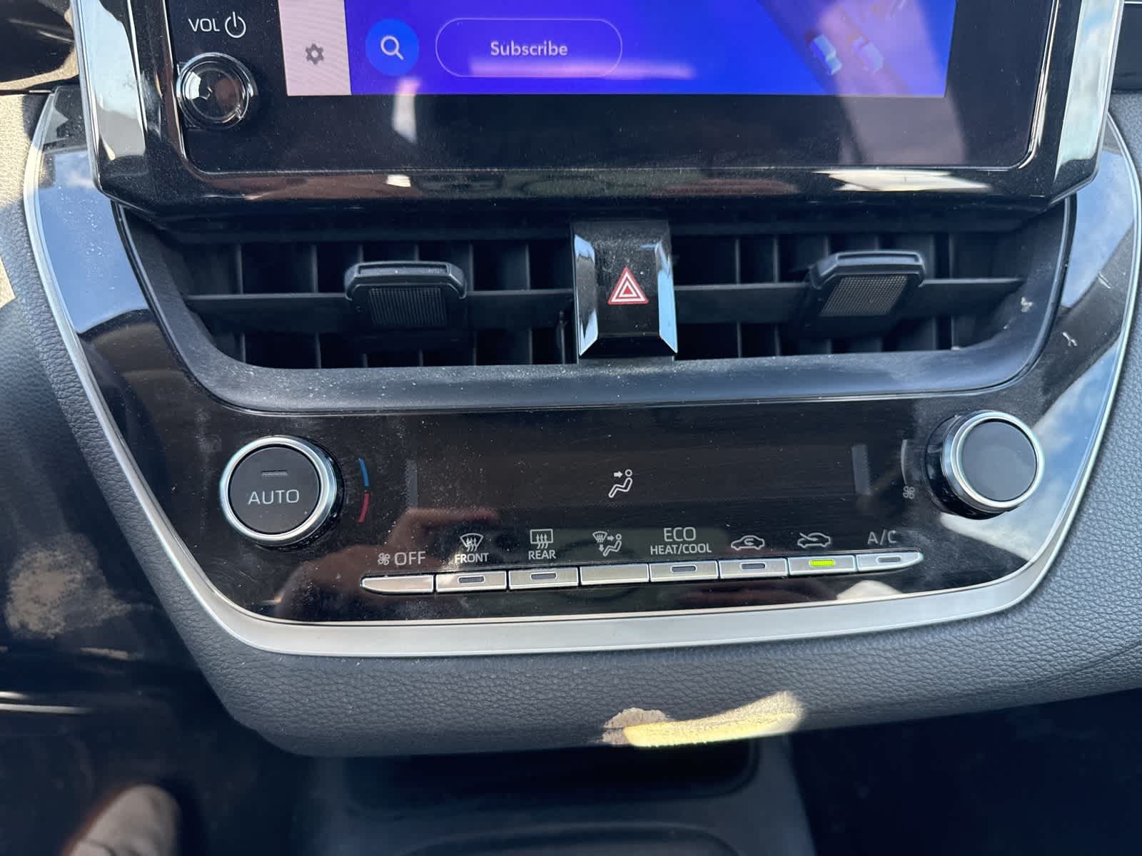 Thumbnail: 2024 Toyota Corolla - 27