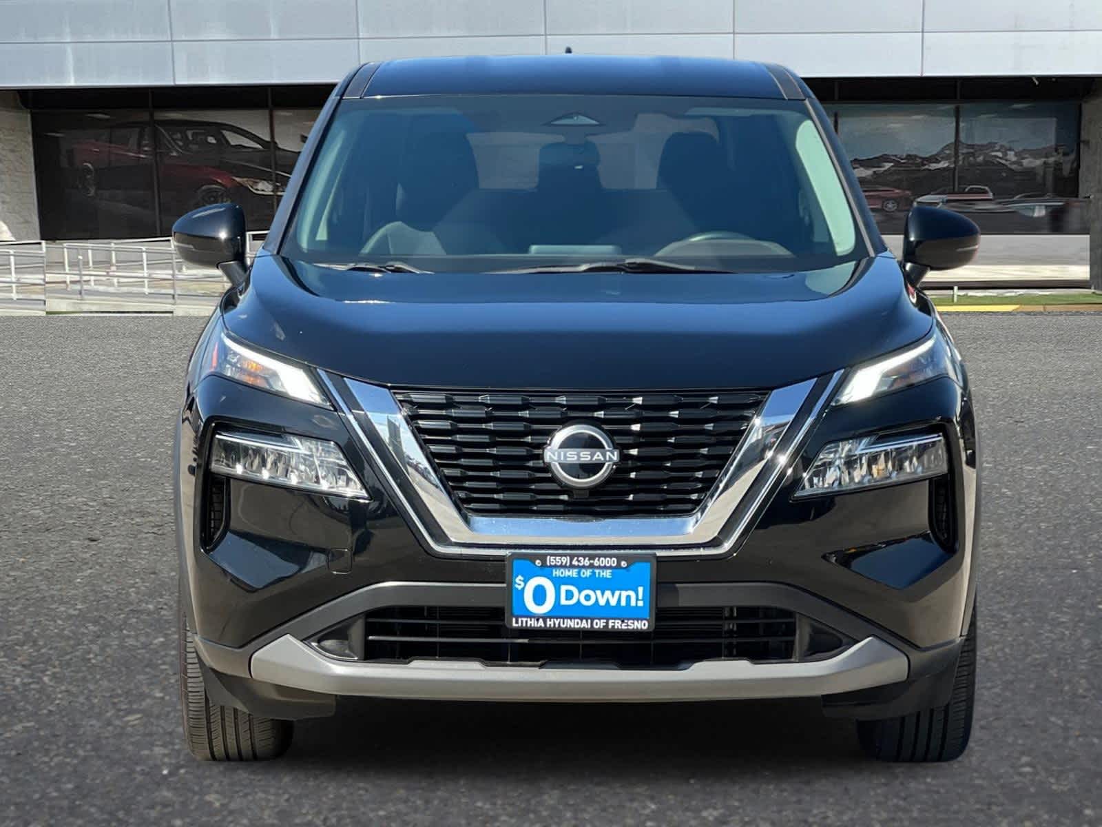 Thumbnail: 2023 Nissan Rogue - 10