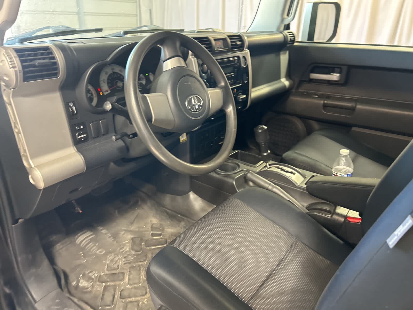 Thumbnail: 2008 Toyota FJ Cruiser - 22