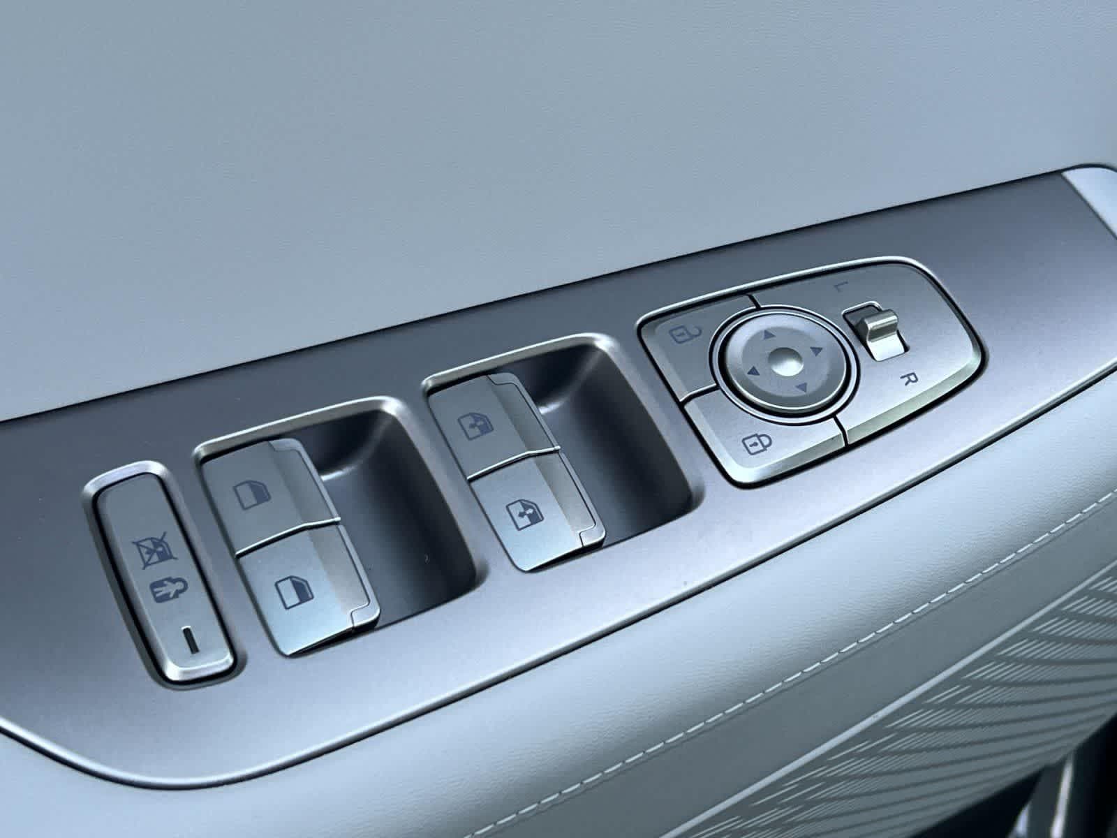 Thumbnail: 2025 Hyundai Palisade - 13