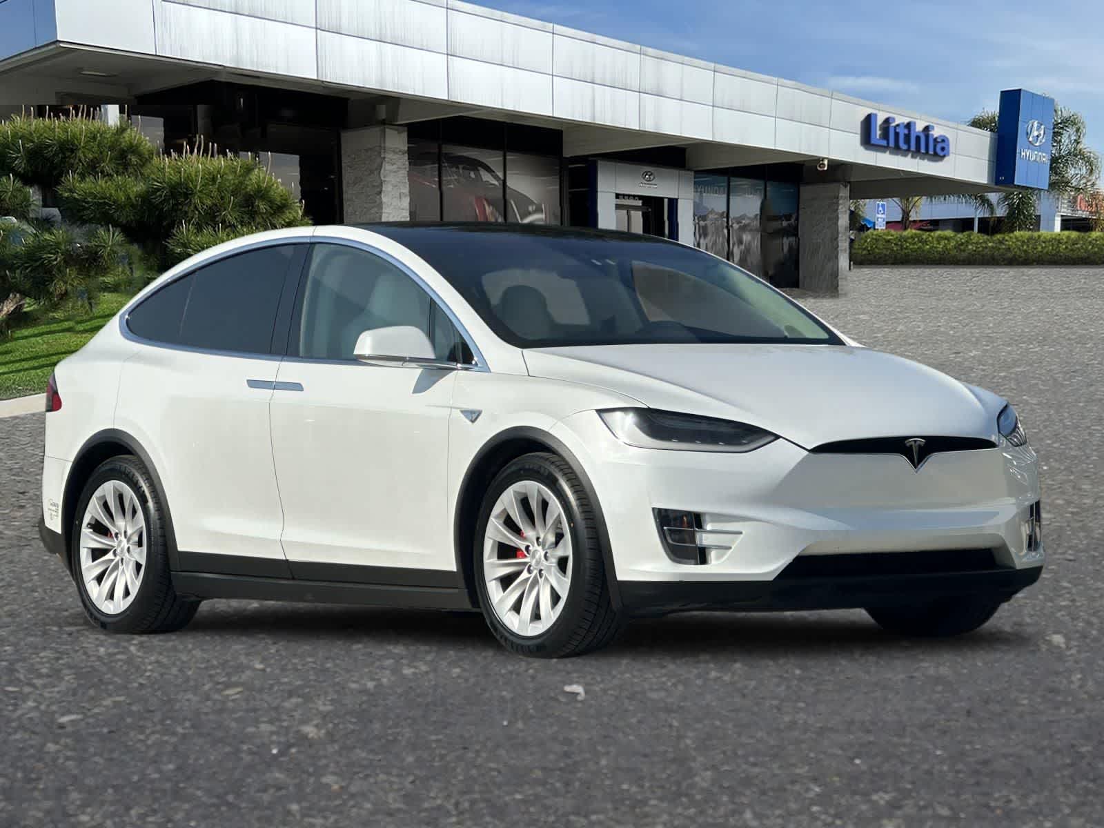 Thumbnail: 2016 Tesla Model X - 10