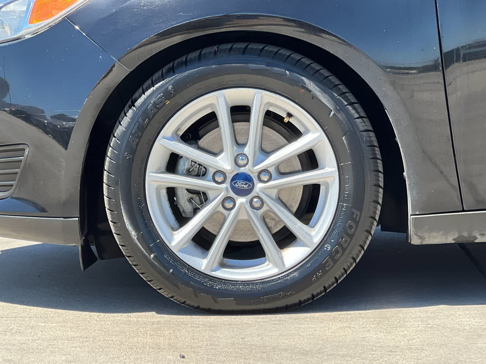 Thumbnail: 2018 Ford Focus - 25