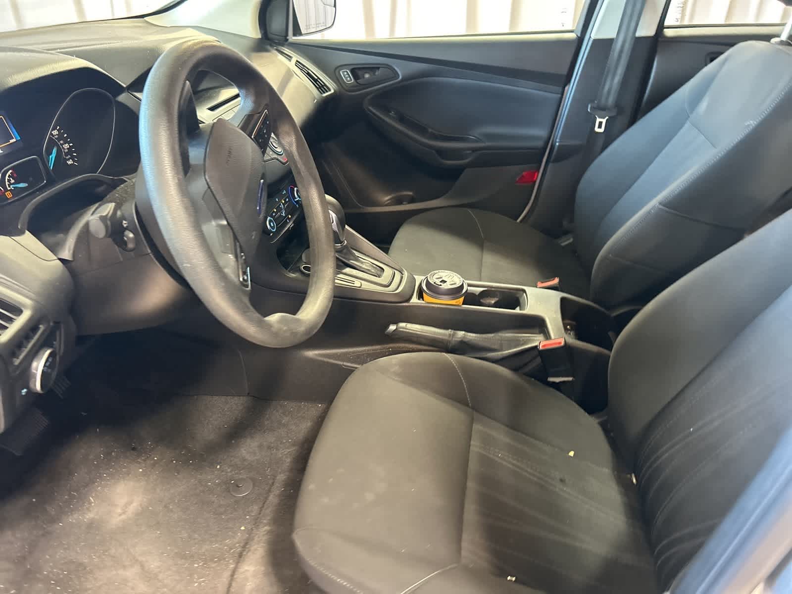 Thumbnail: 2015 Ford Focus - 24