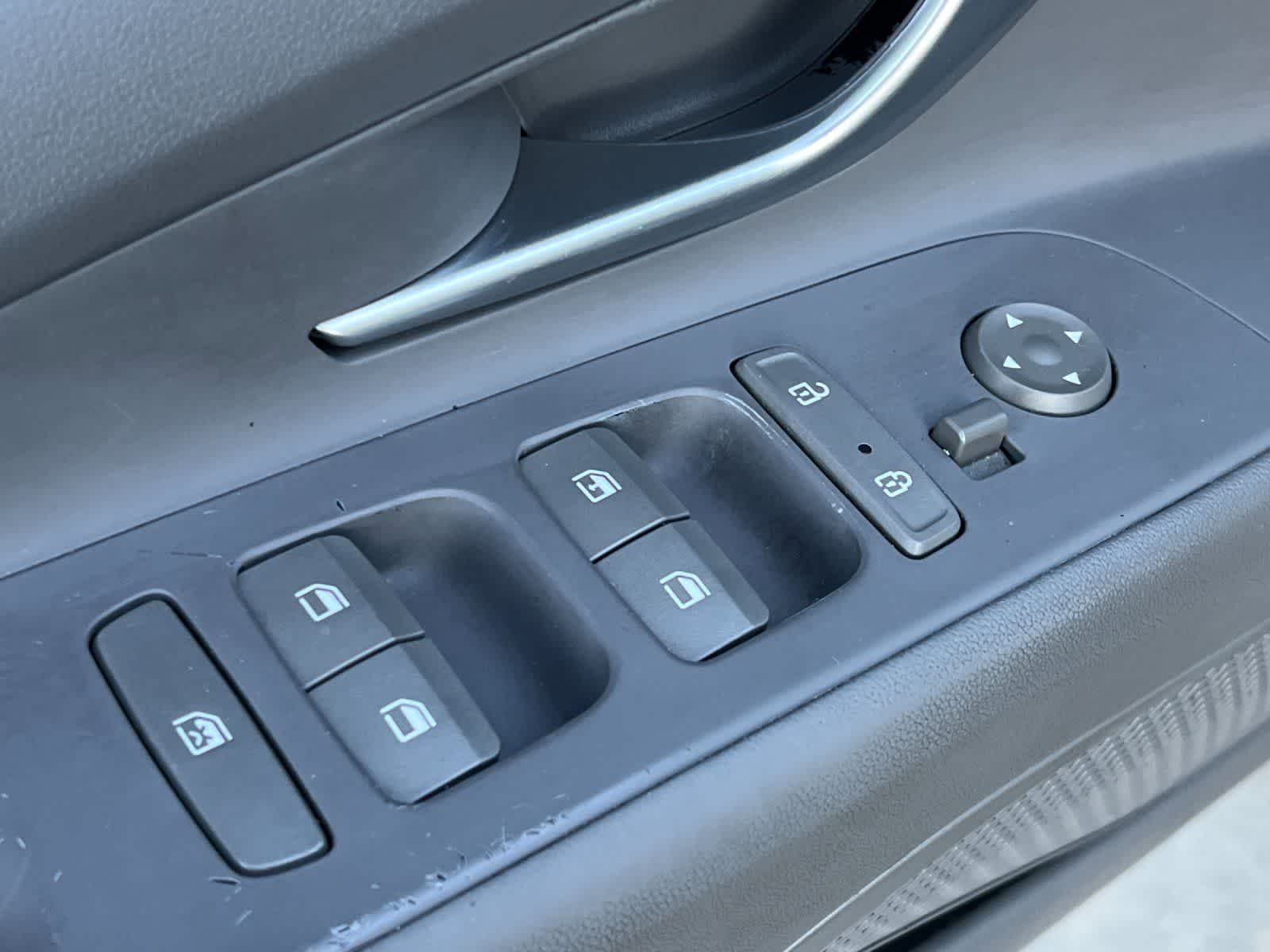 Thumbnail: 2021 Hyundai Elantra - 14